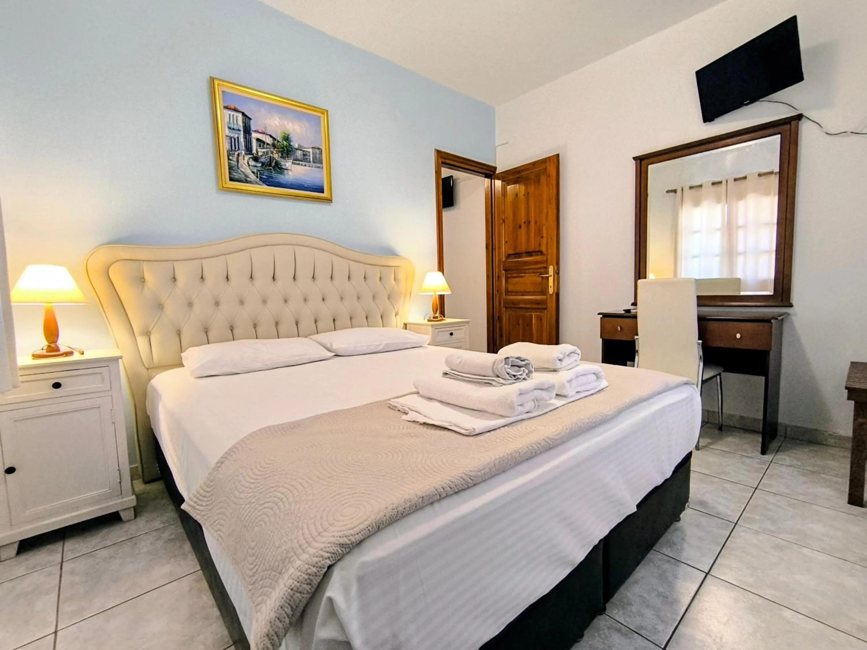 Property building, Bed in Anna Maria - Vanessa Apartments