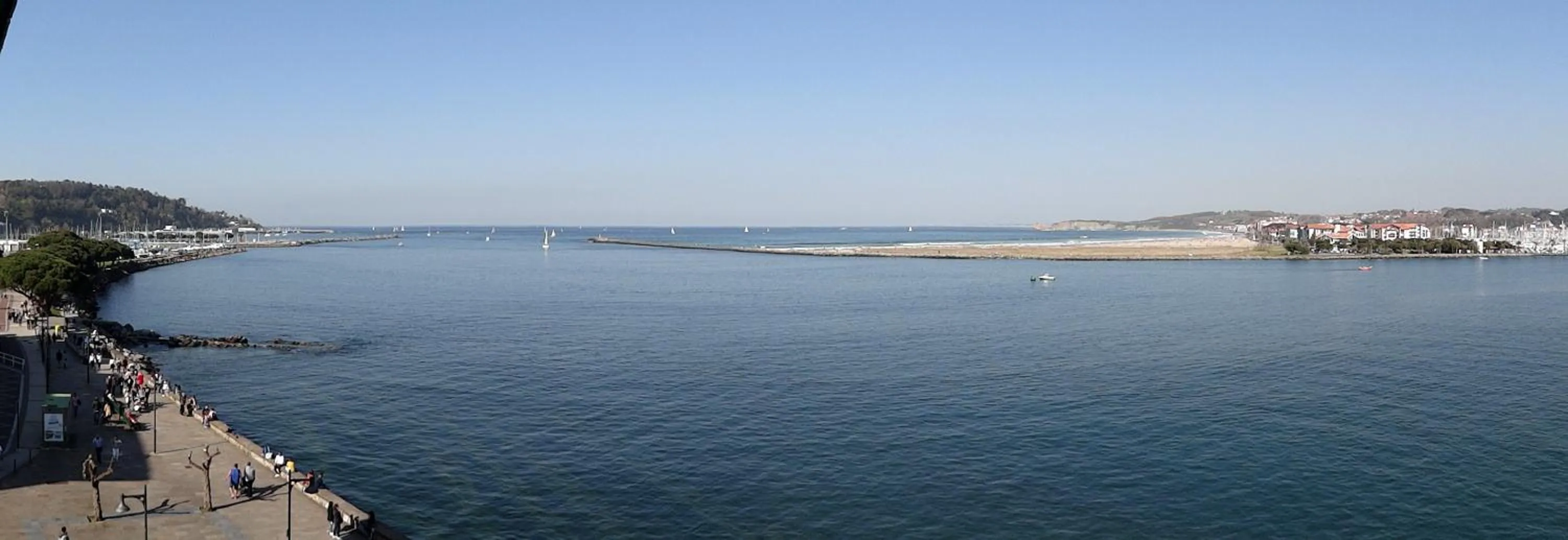 Sea view in Hondarribia by Basquelidays