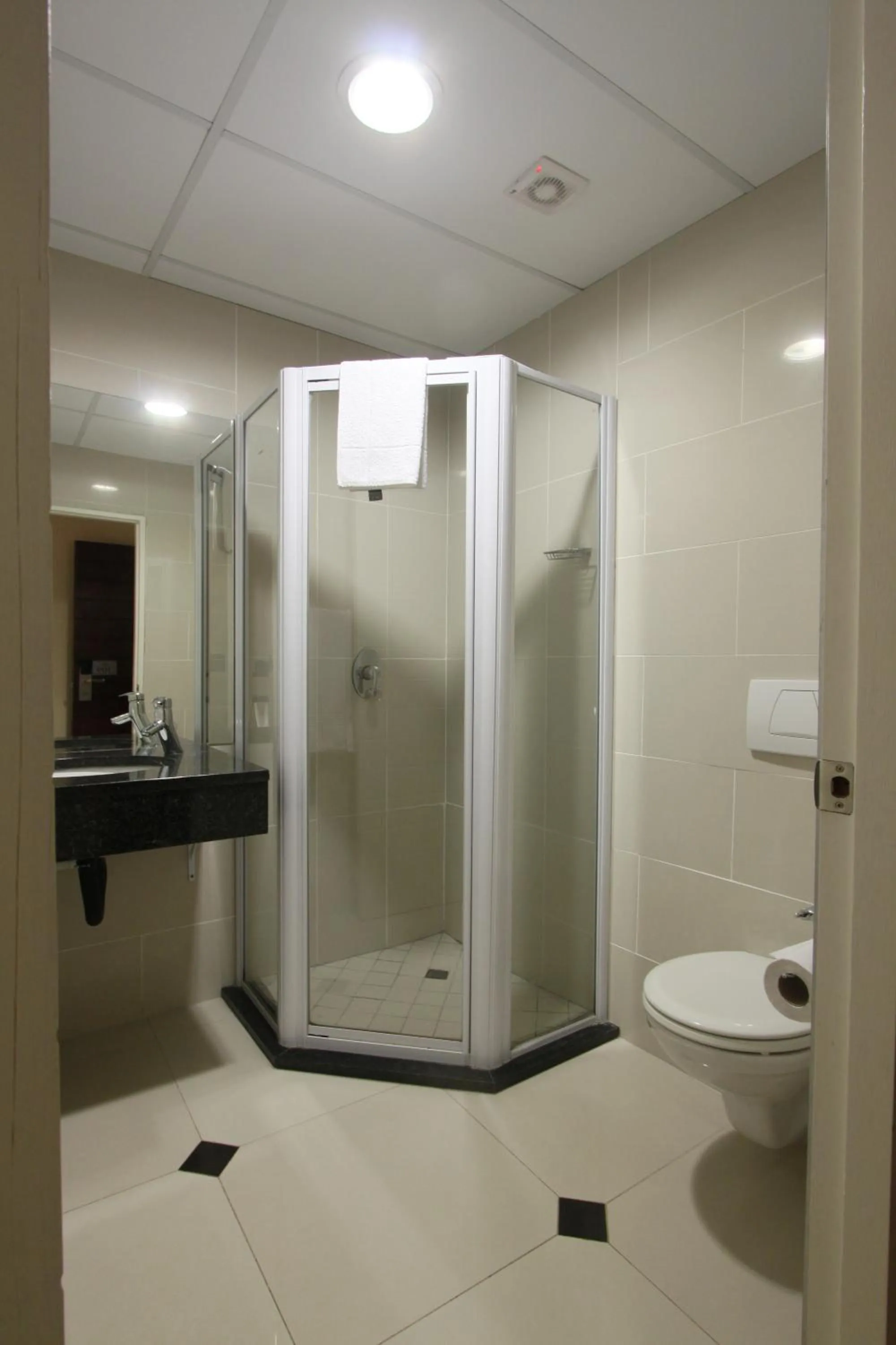 Shower in Regal Inn Ballito