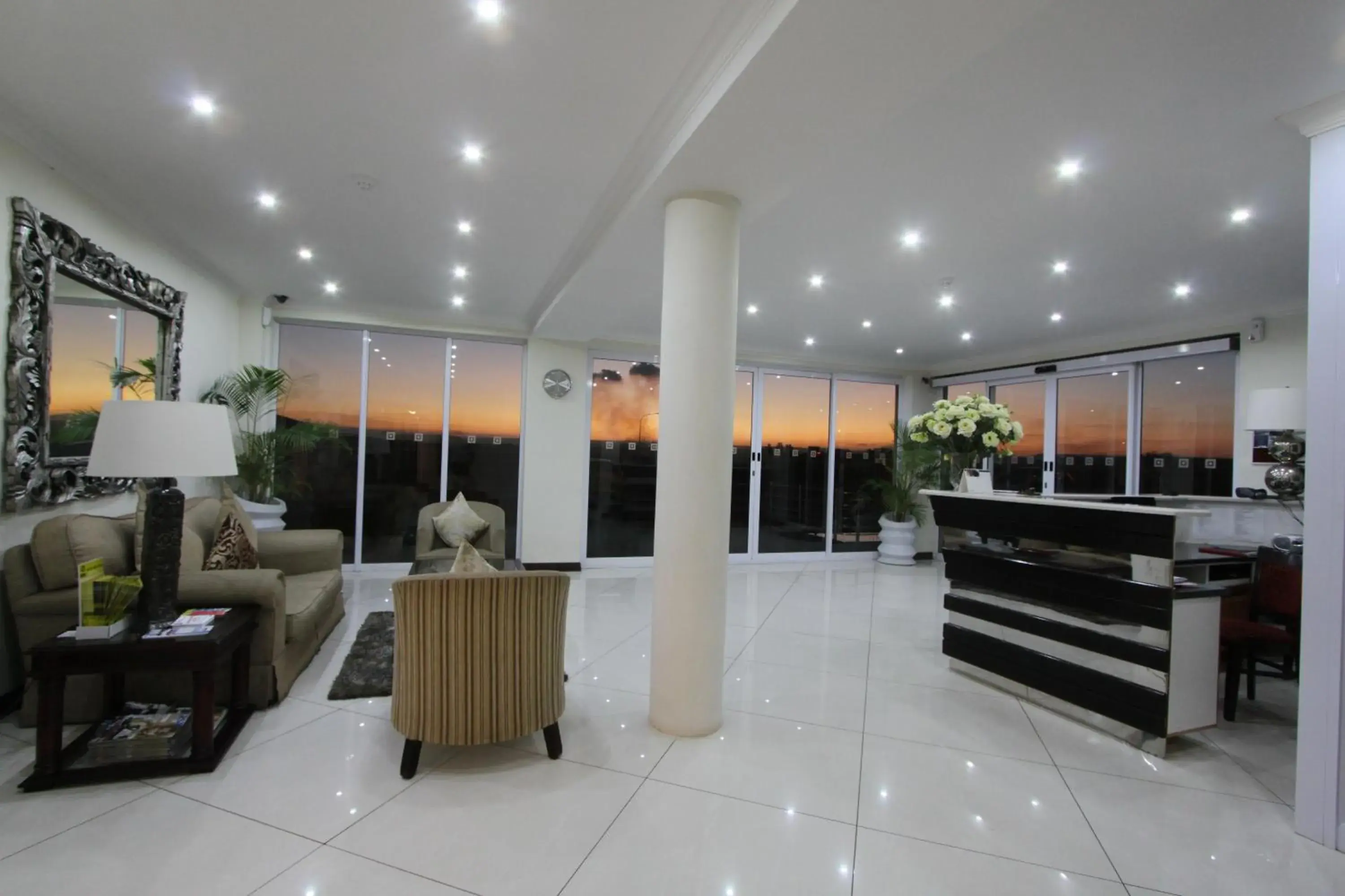 Lobby or reception in Regal Inn Ballito Lobby or reception in Regal Inn Ballito