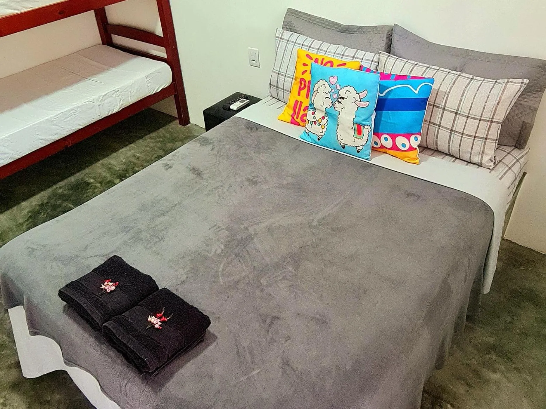 Bed in Di Pipa Rooms - Hidromassagem Externa