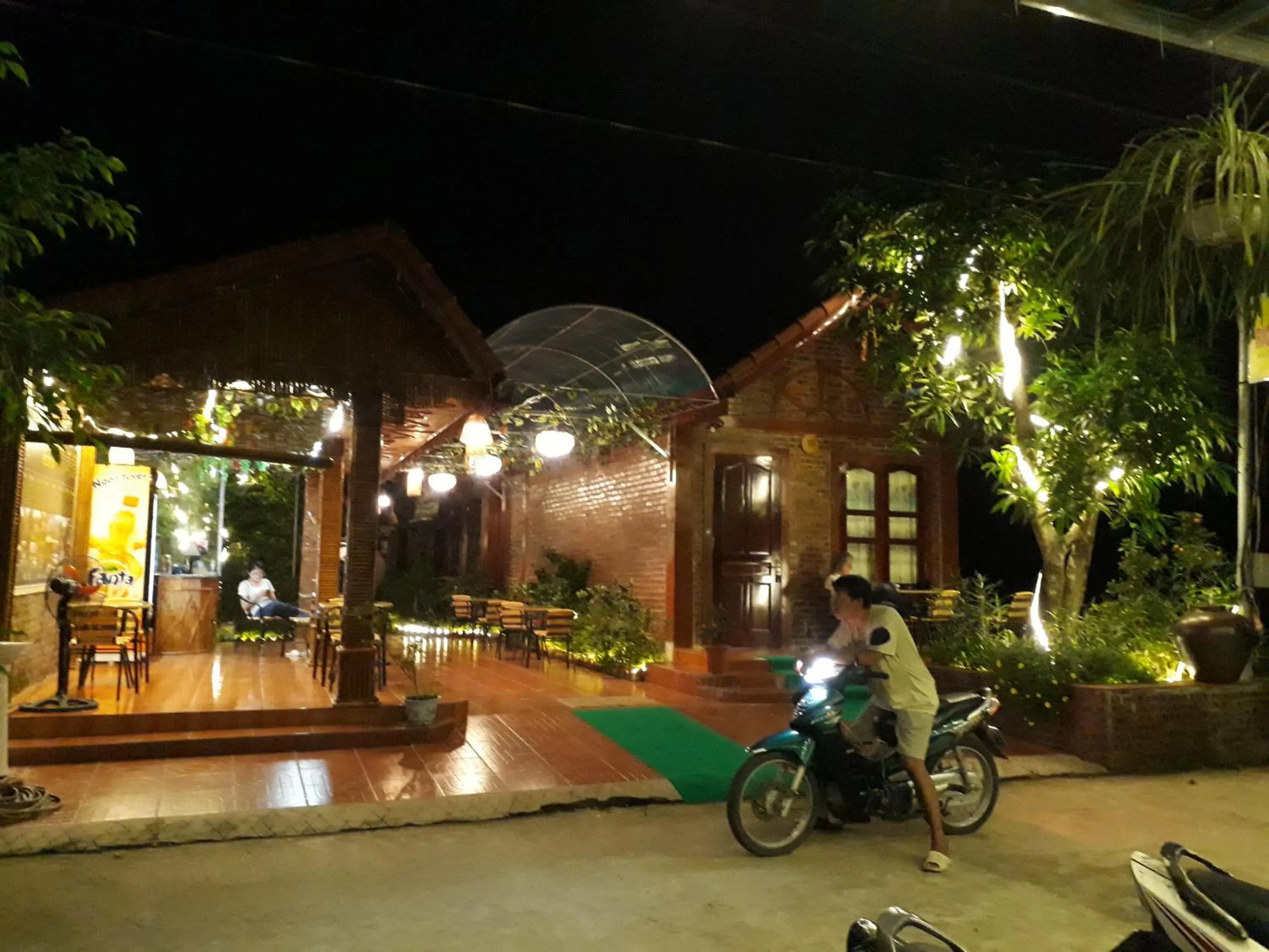 Facade/entrance in Tam Coc Rice Fields Homestay
