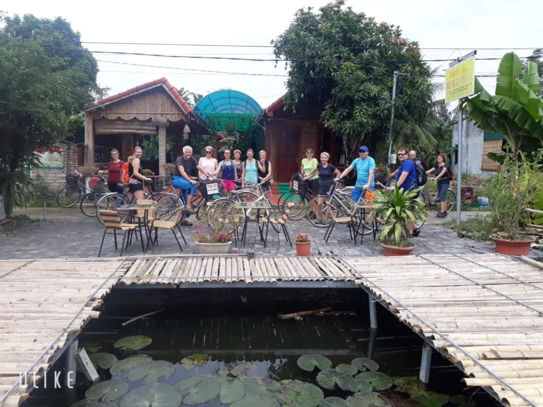 Quiet street view in Tam Coc Rice Fields Homestay