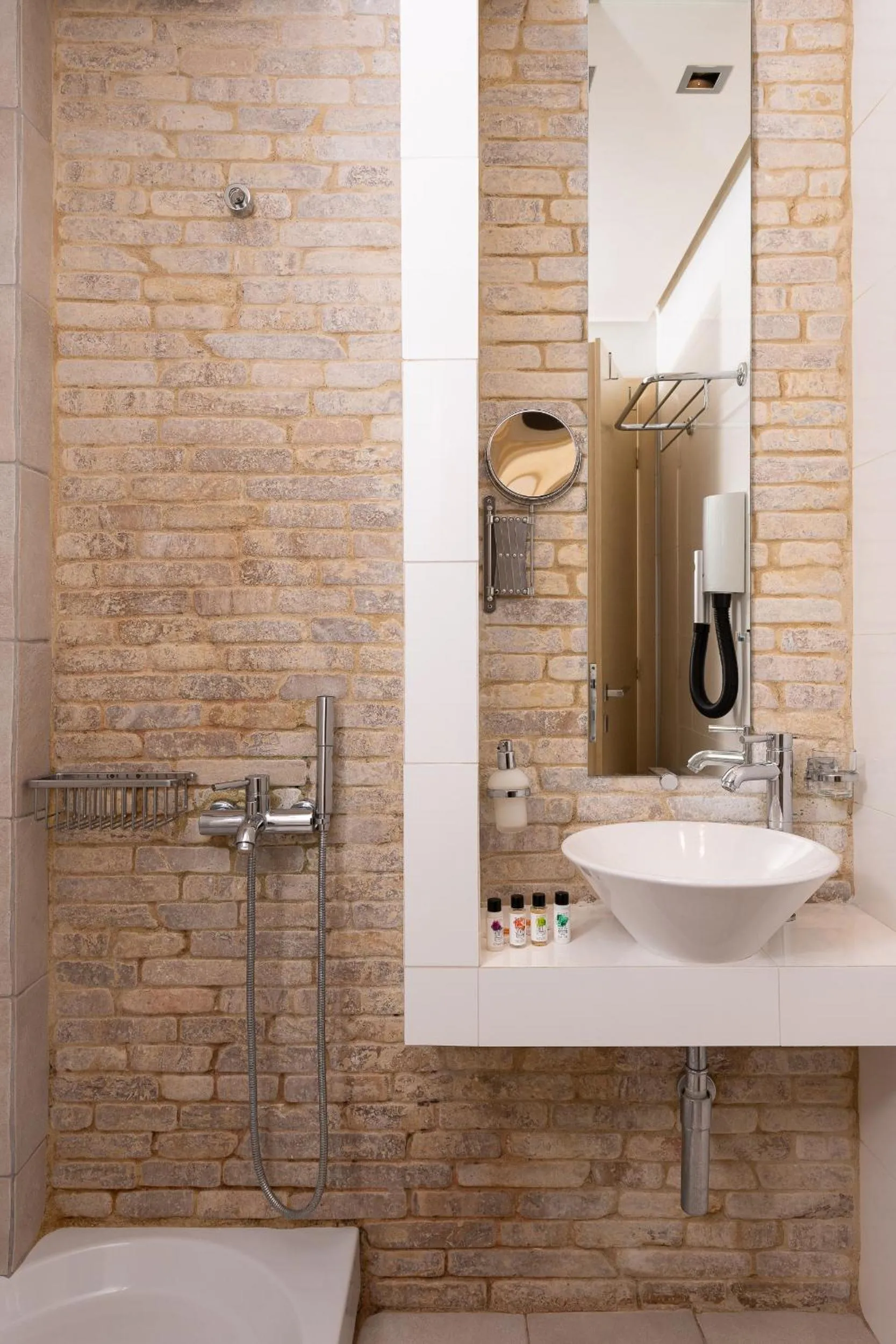 Bathroom in Afrodite Suites