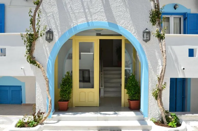 Facade/entrance in Naxos Blue Sky