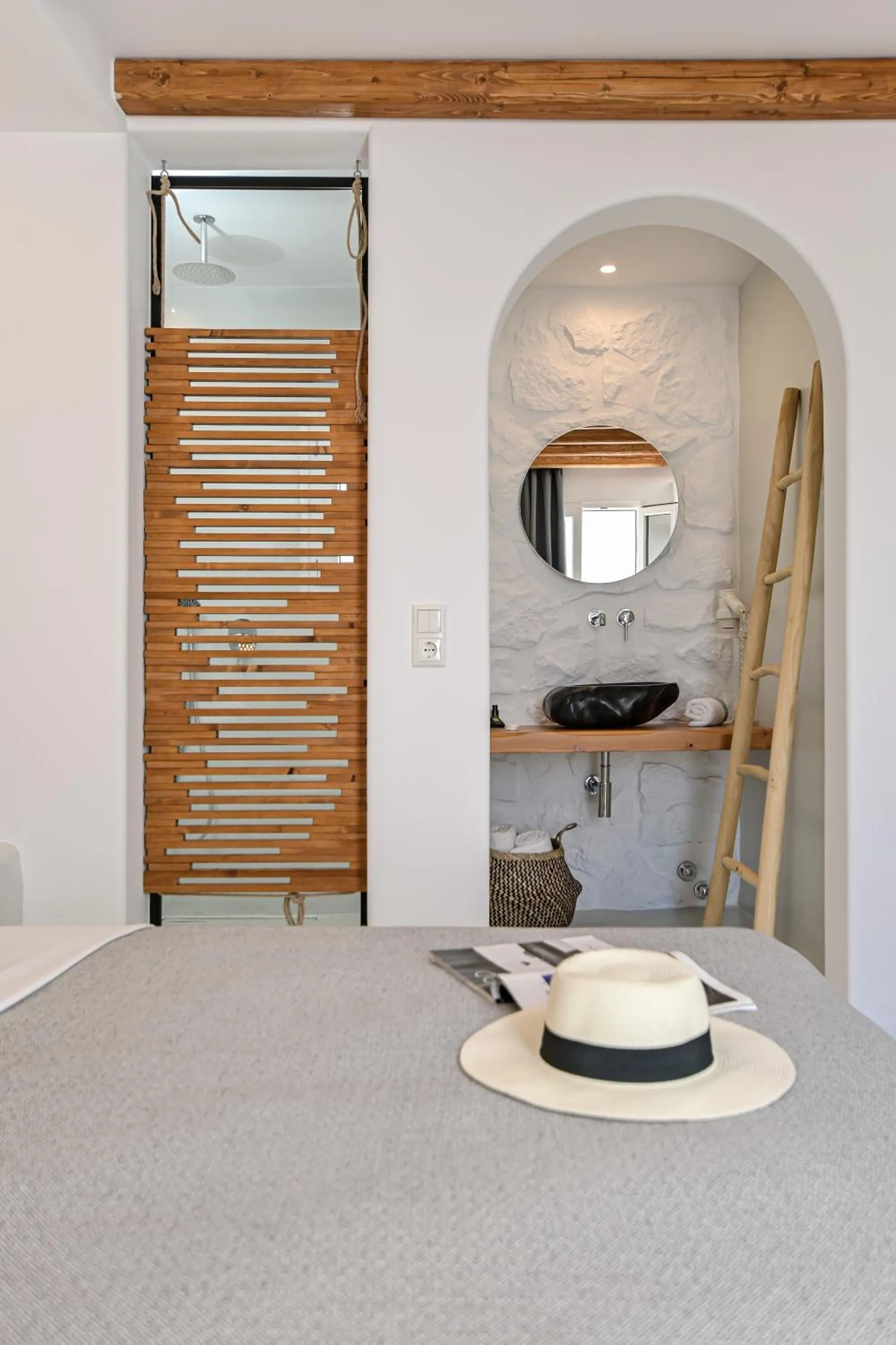 Decorative detail in Naxos Blue Sky