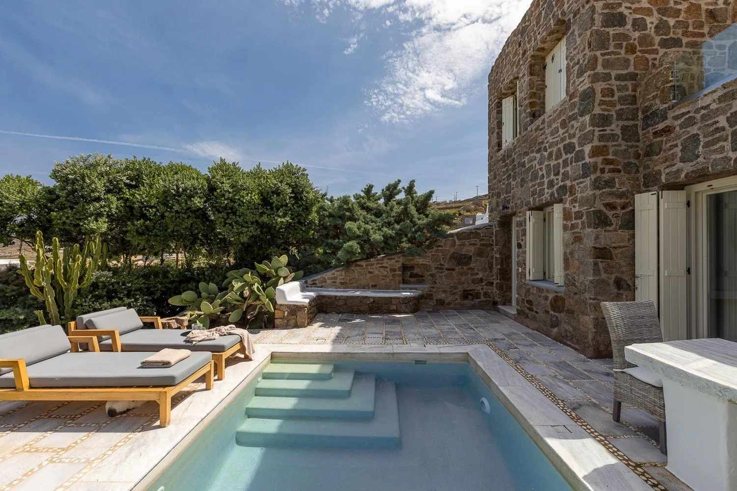 Property building in Mykonos Dream Villas