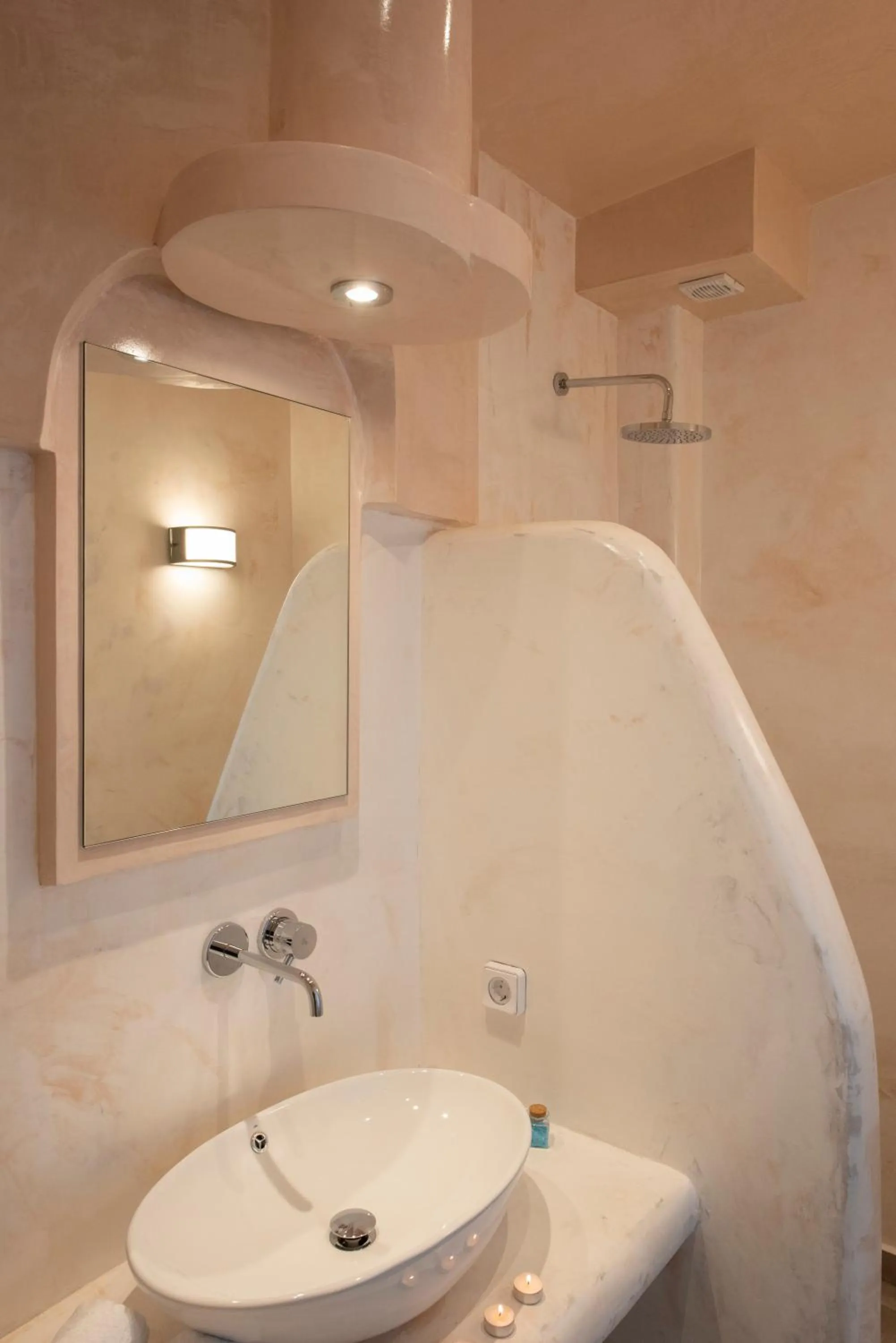 Toilet in Villa Galinia