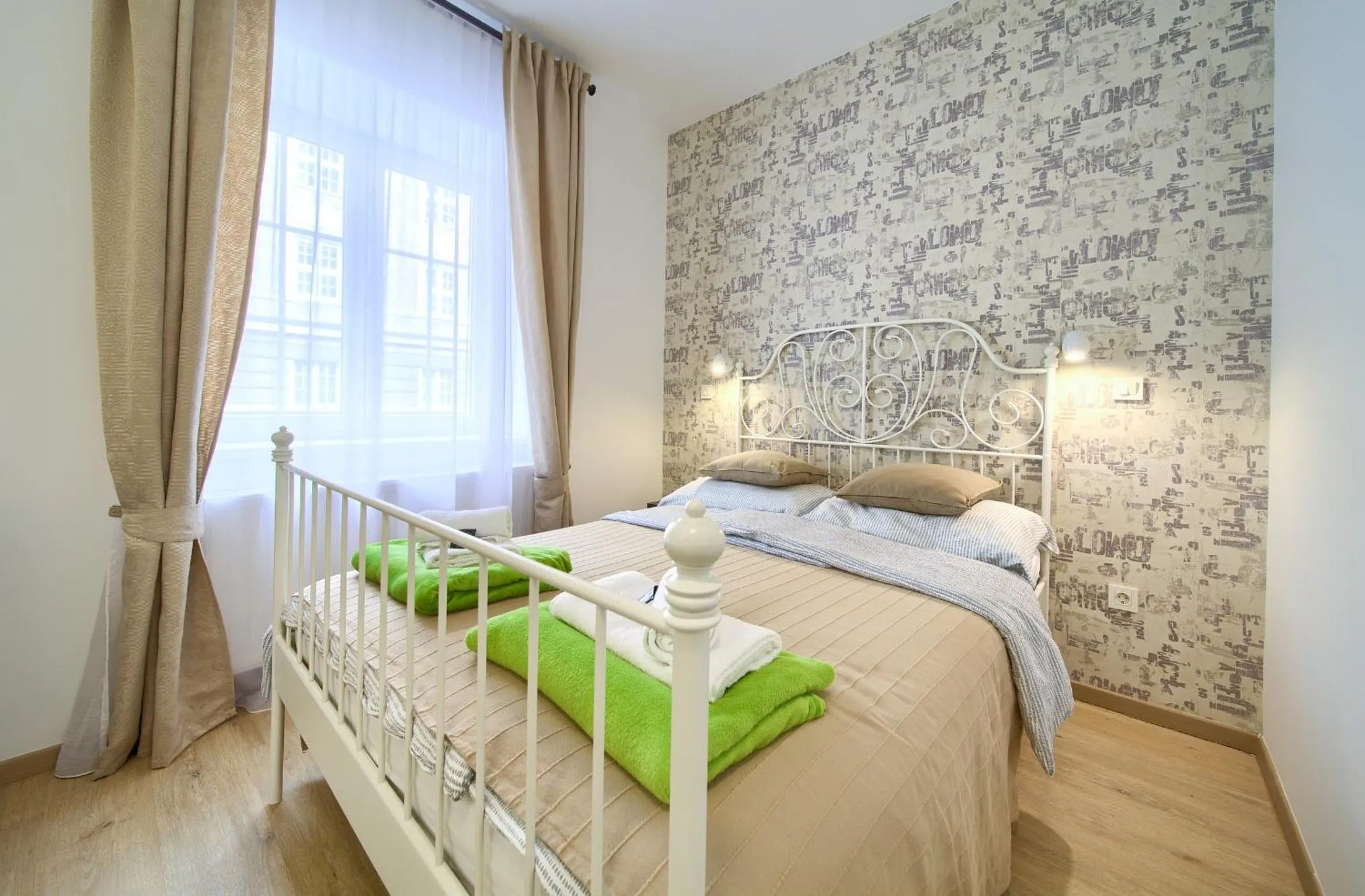 Logo apartments 5 min walk to main square