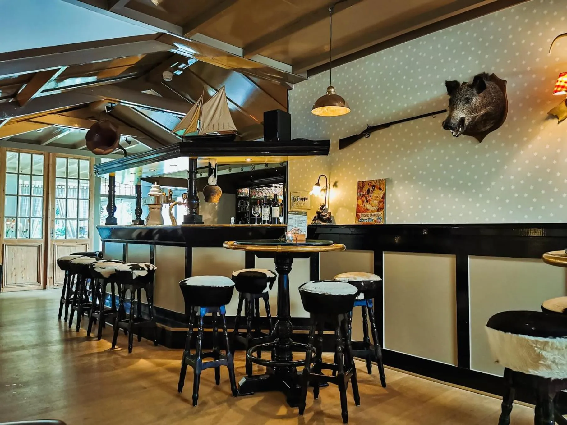 Lounge or bar in Landgoedhotel Villa Vennendal