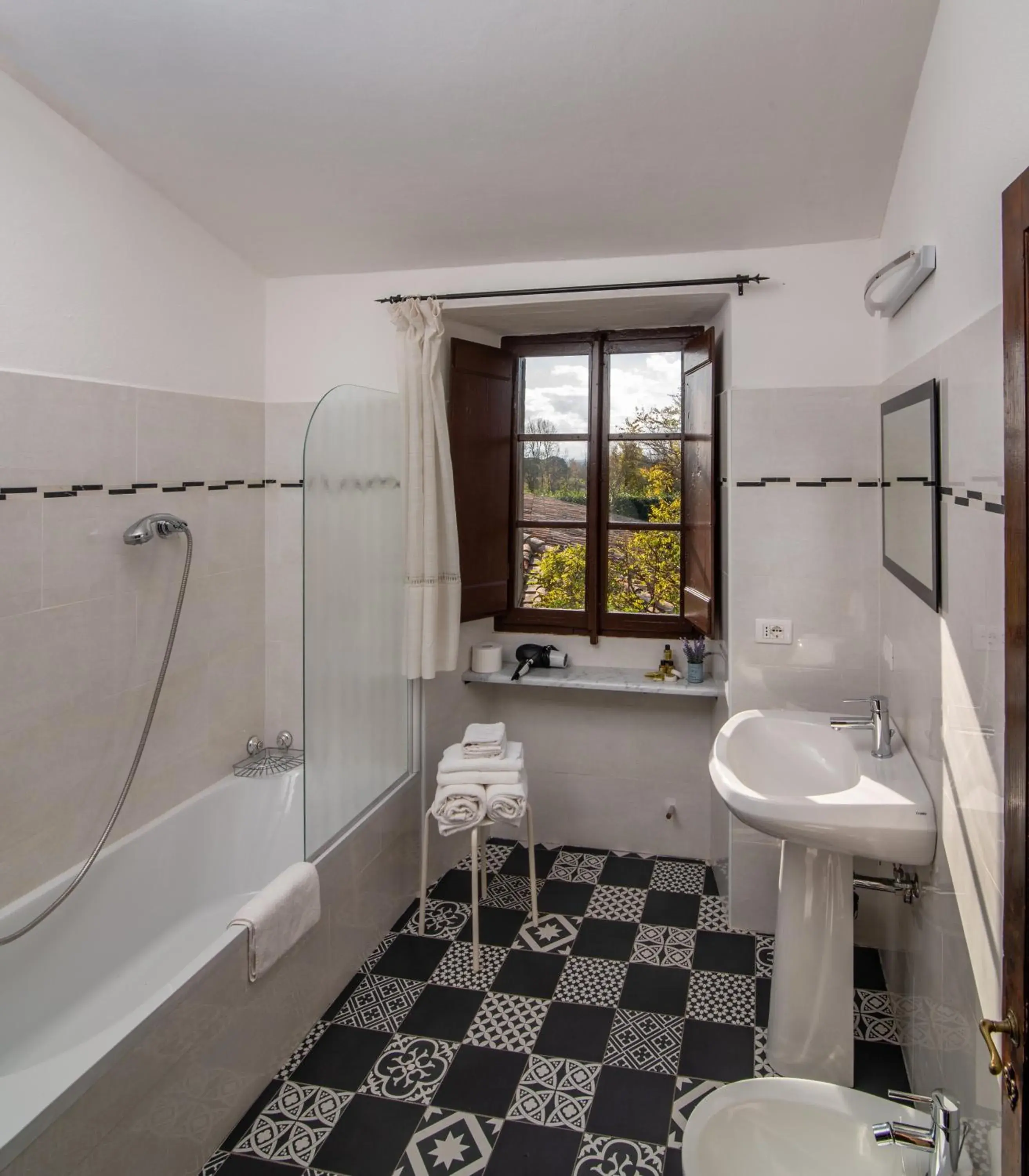 Apartment - single occupancy in Monastero San Silvestro Apartment - single occupancy in Monastero San Silvestro