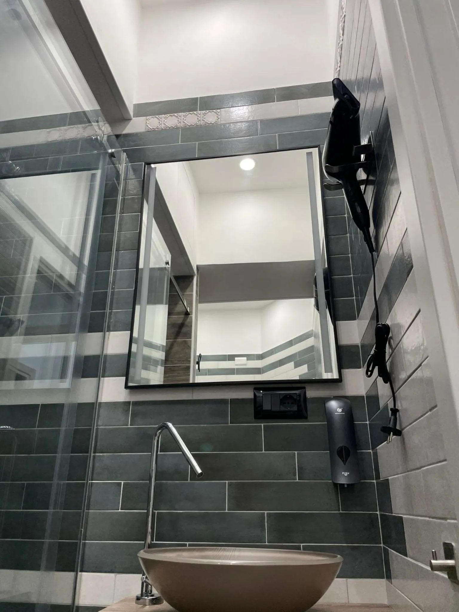 Bathroom in Terrazza Aragon Room and SPA