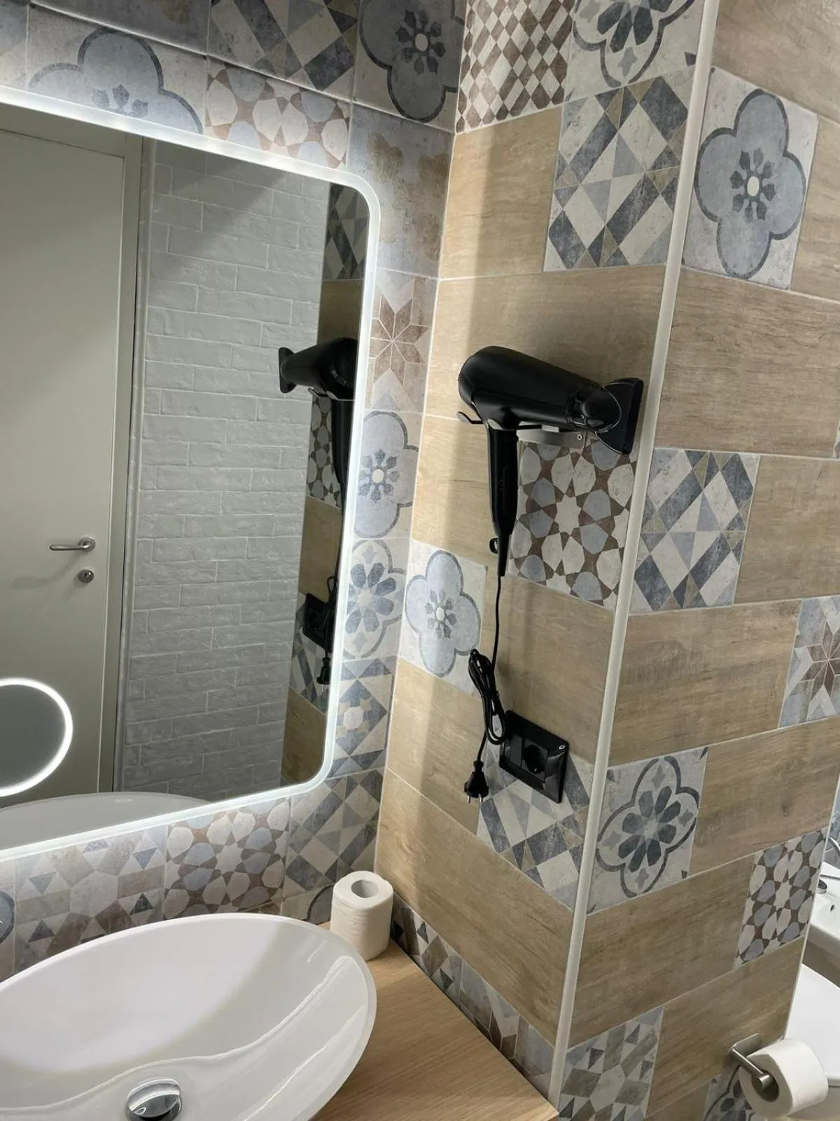 Bathroom in Terrazza Aragon Room and SPA