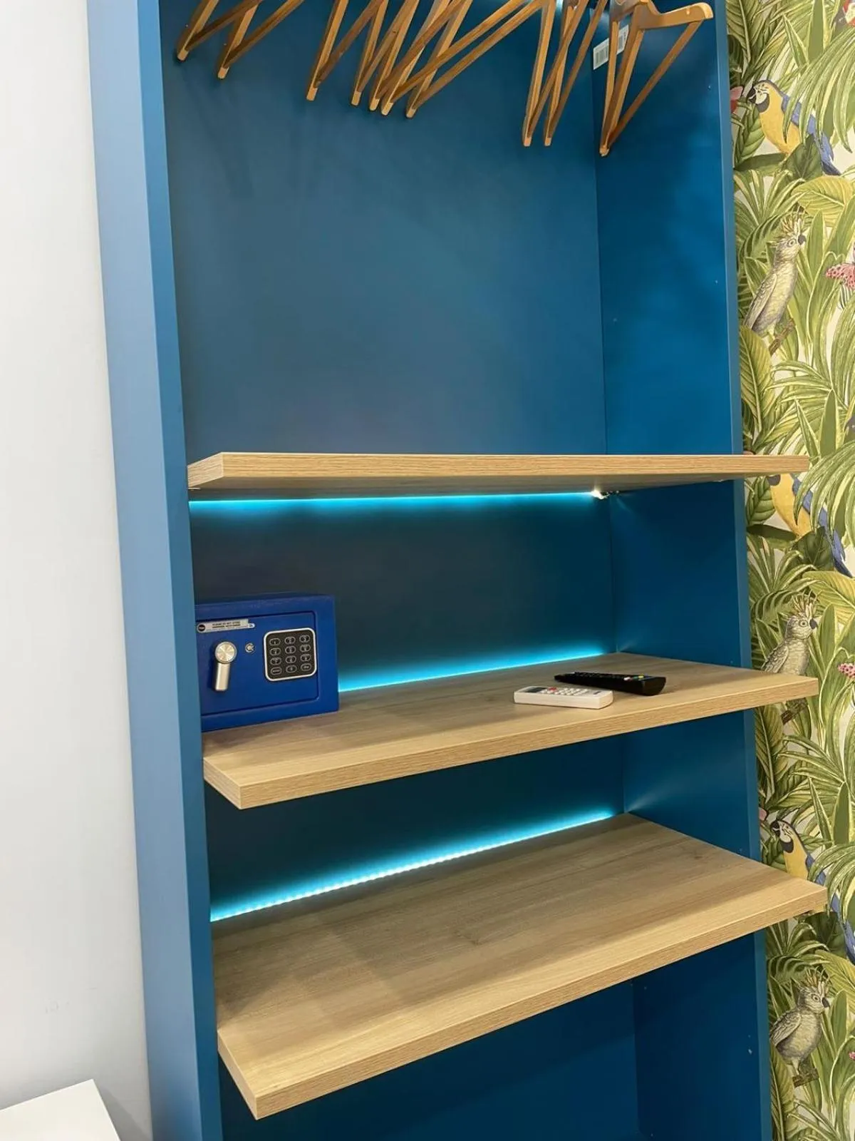 wardrobe in Terrazza Aragon Room and SPA