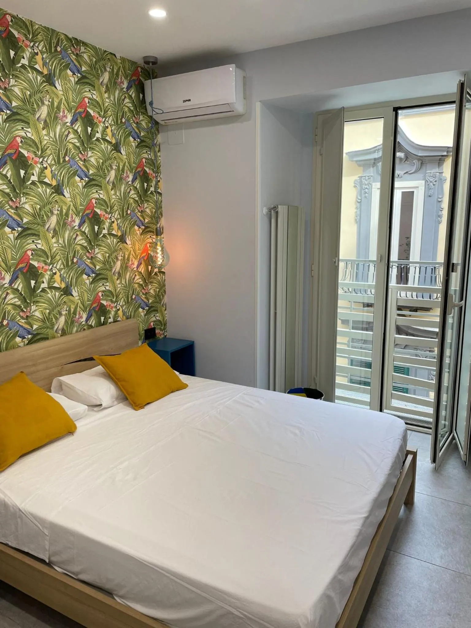 Bedroom, Bed in Terrazza Aragon Room and SPA