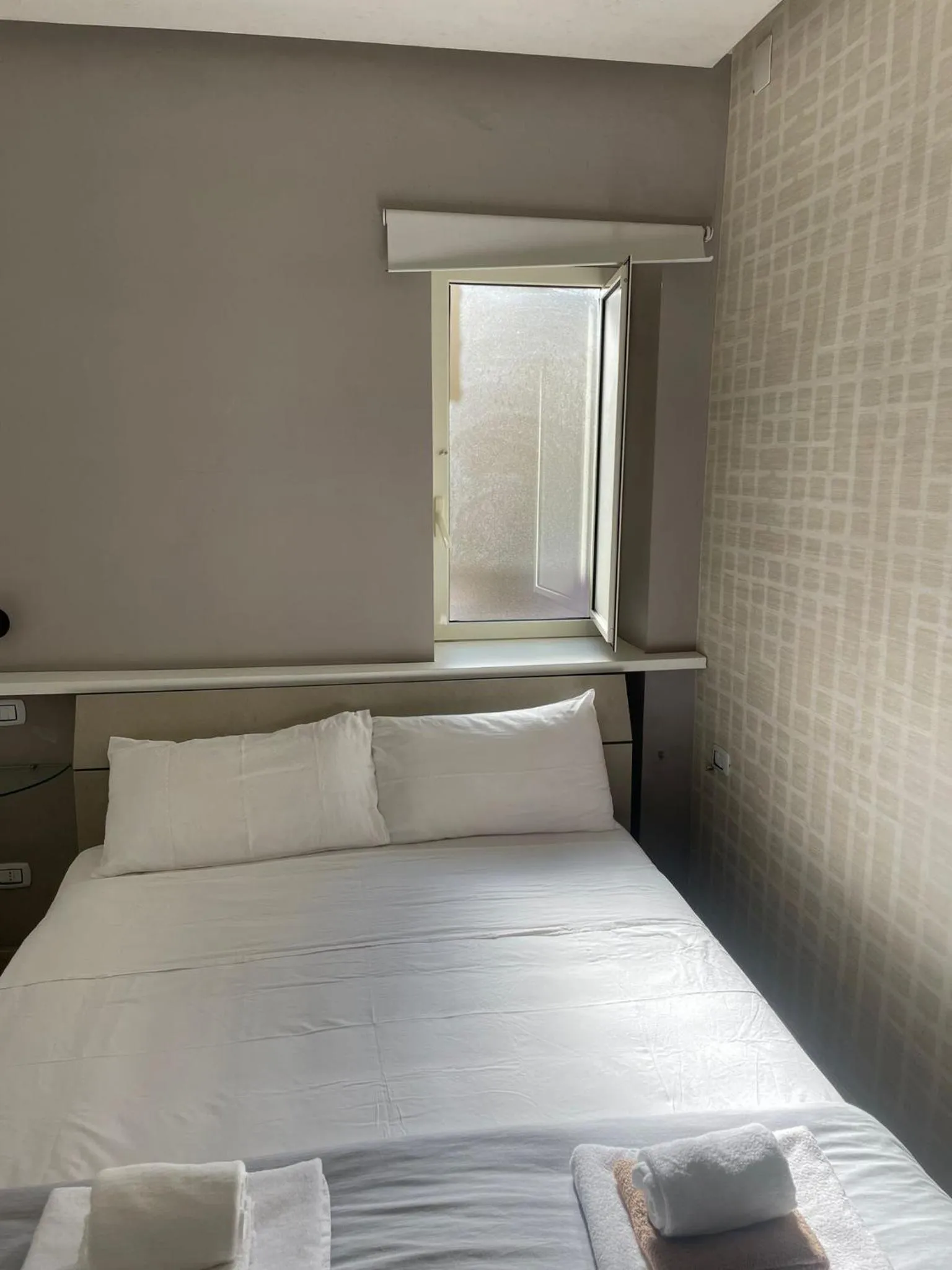 Bedroom, Bed in Terrazza Aragon Room and SPA