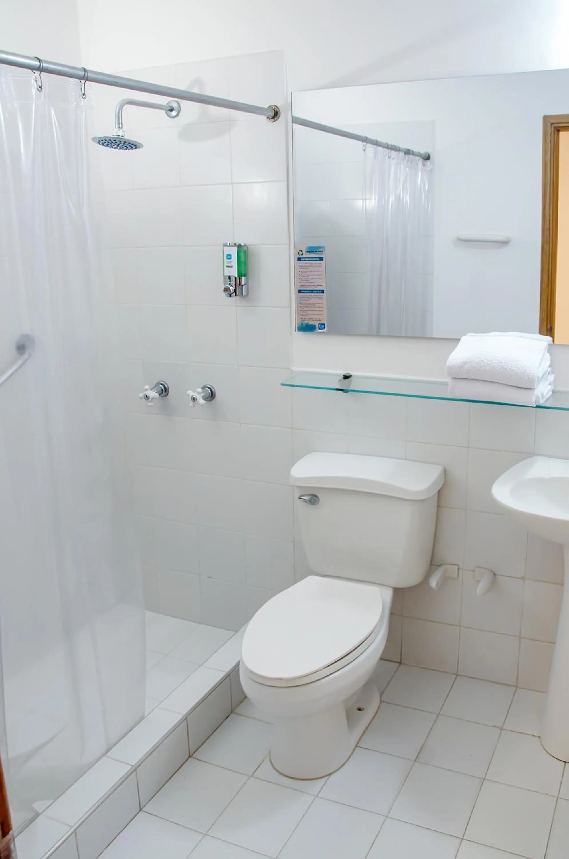 Bathroom in Hotel Be La Sierra