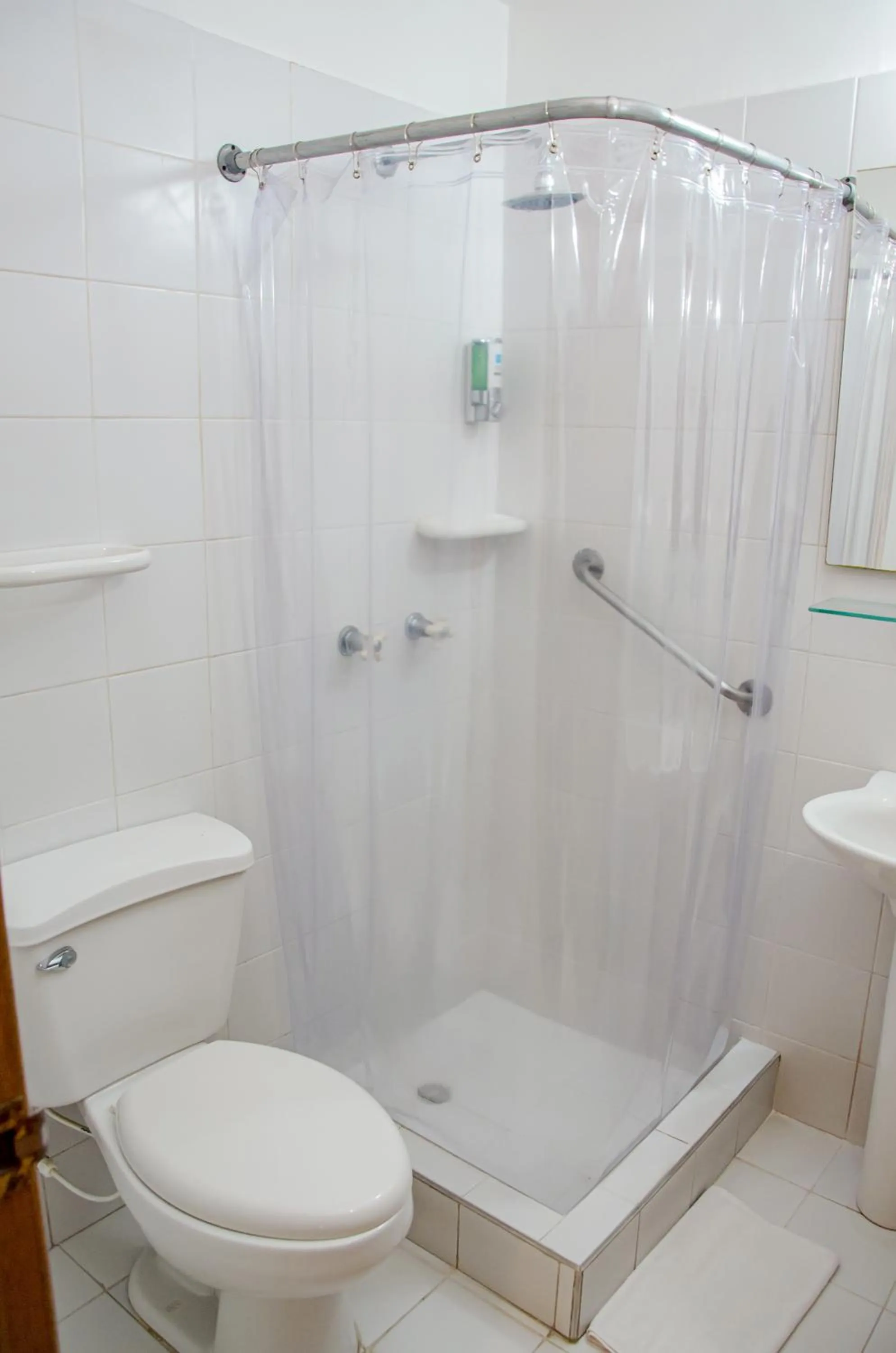 Bathroom in Hotel Be La Sierra