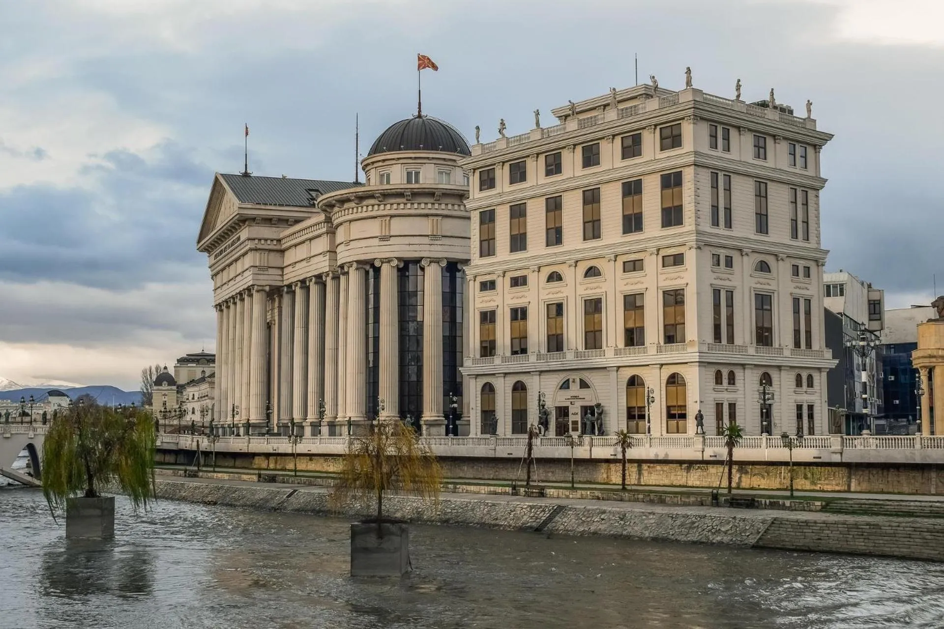 Property building in Hotel Cara 28