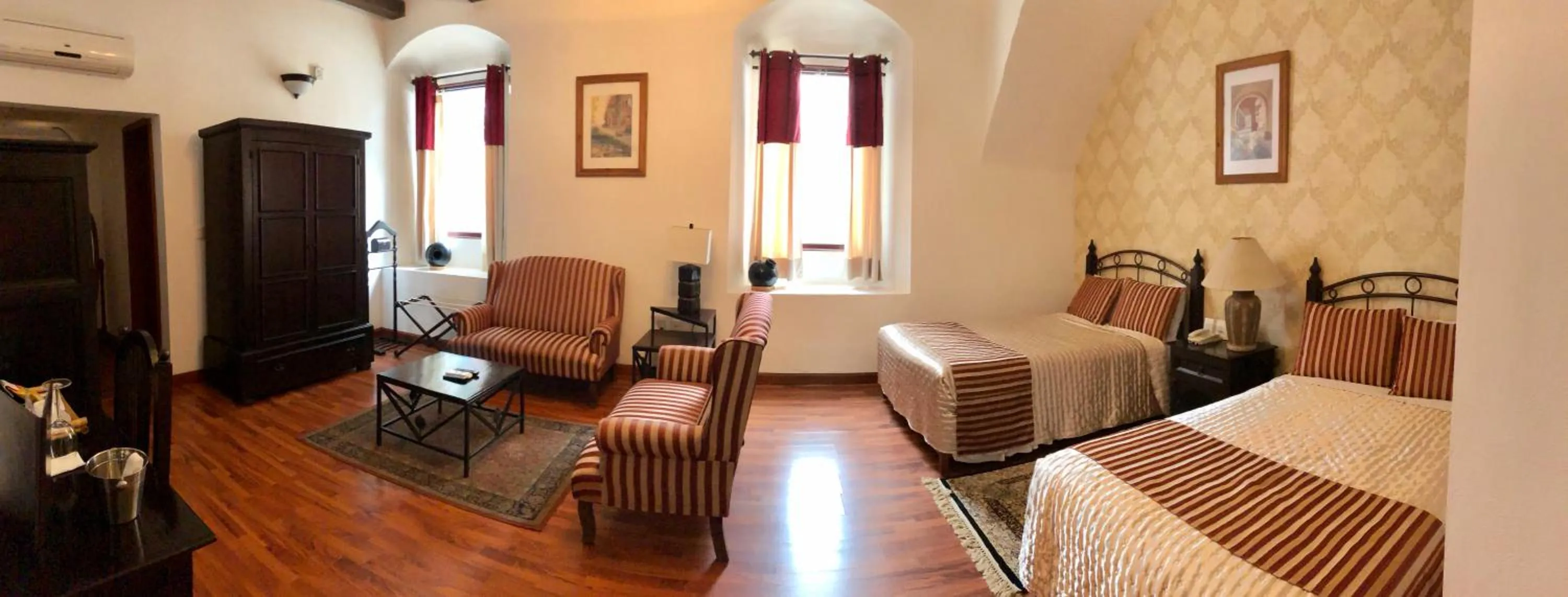 Bed in Hotel Casa Divina Oaxaca