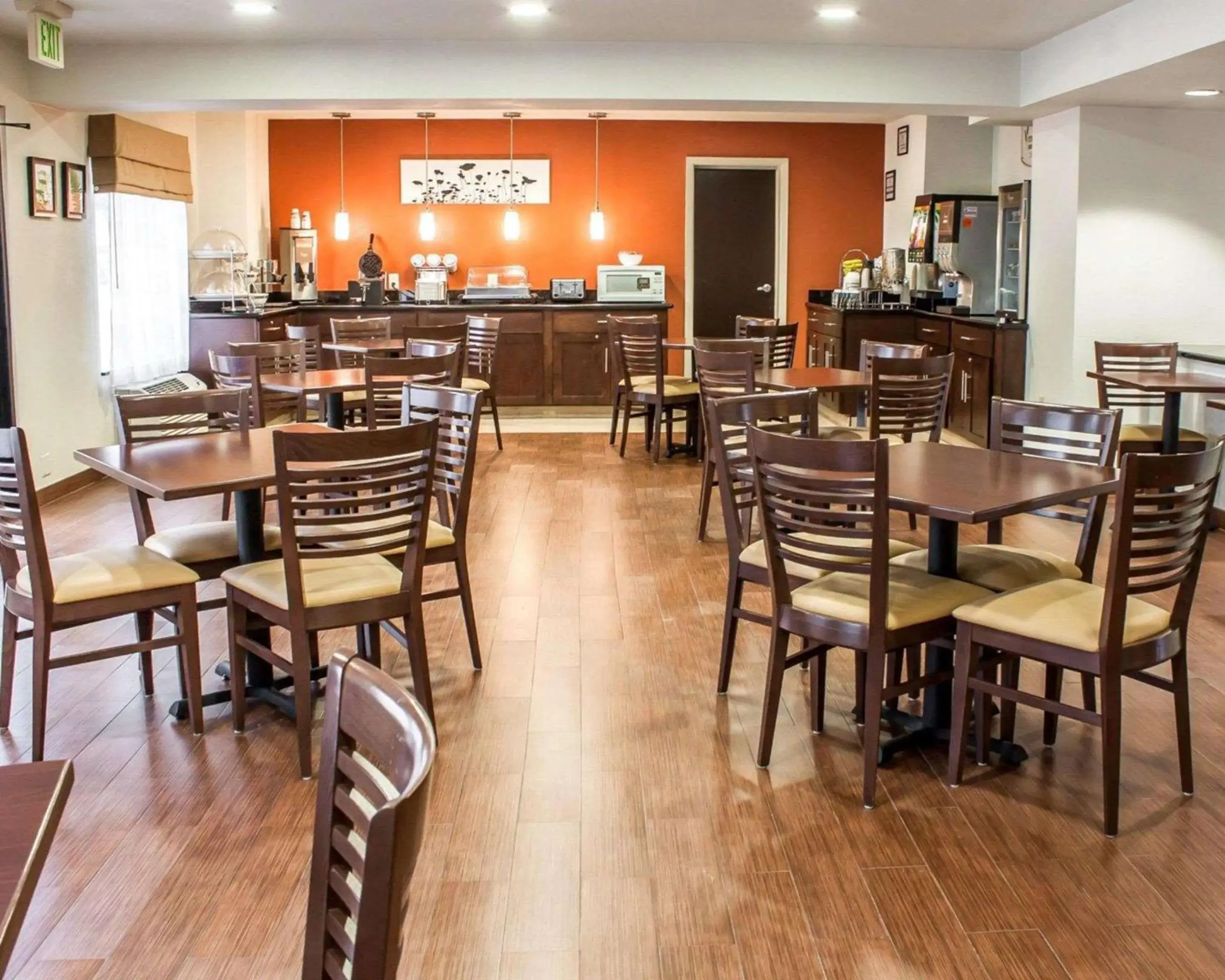 Restaurant/places to eat in Sleep Inn Arlington Near Six Flags Restaurant/places to eat in Sleep Inn Arlington Near Six Flags