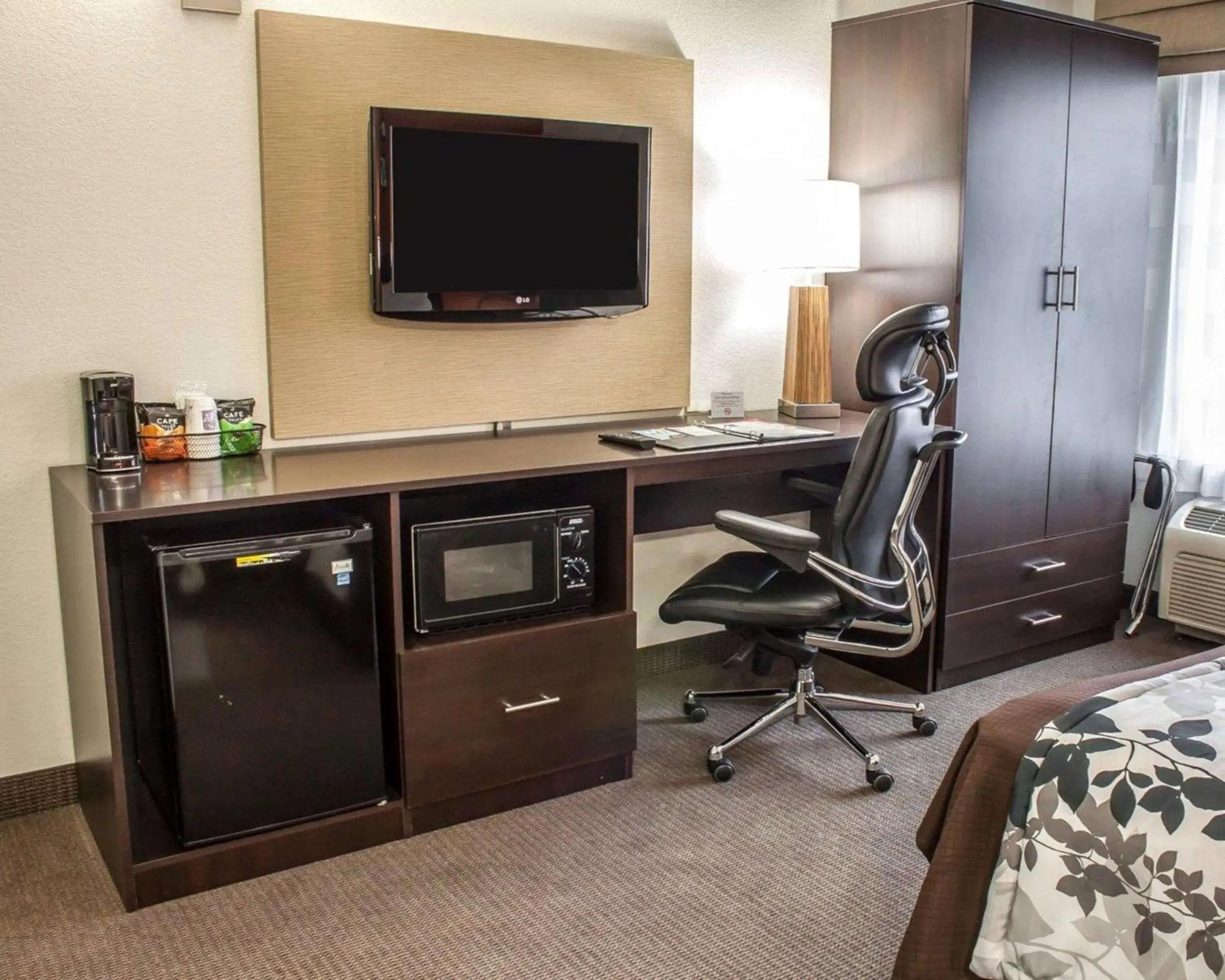 Photo of the whole room in Sleep Inn Arlington Near Six Flags Photo of the whole room in Sleep Inn Arlington Near Six Flags