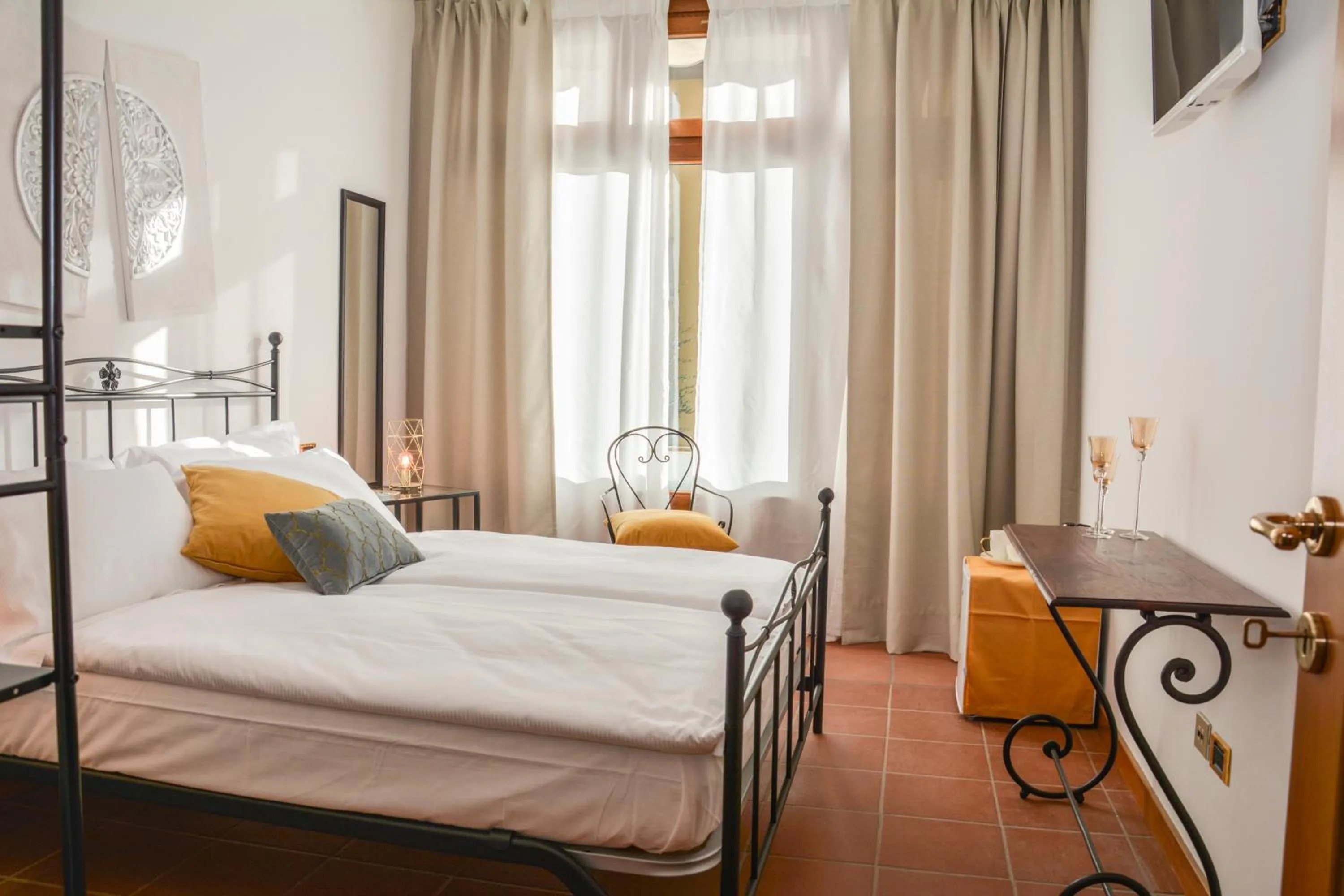 Photo of the whole room, Bed in Villa degli Olivi Relais