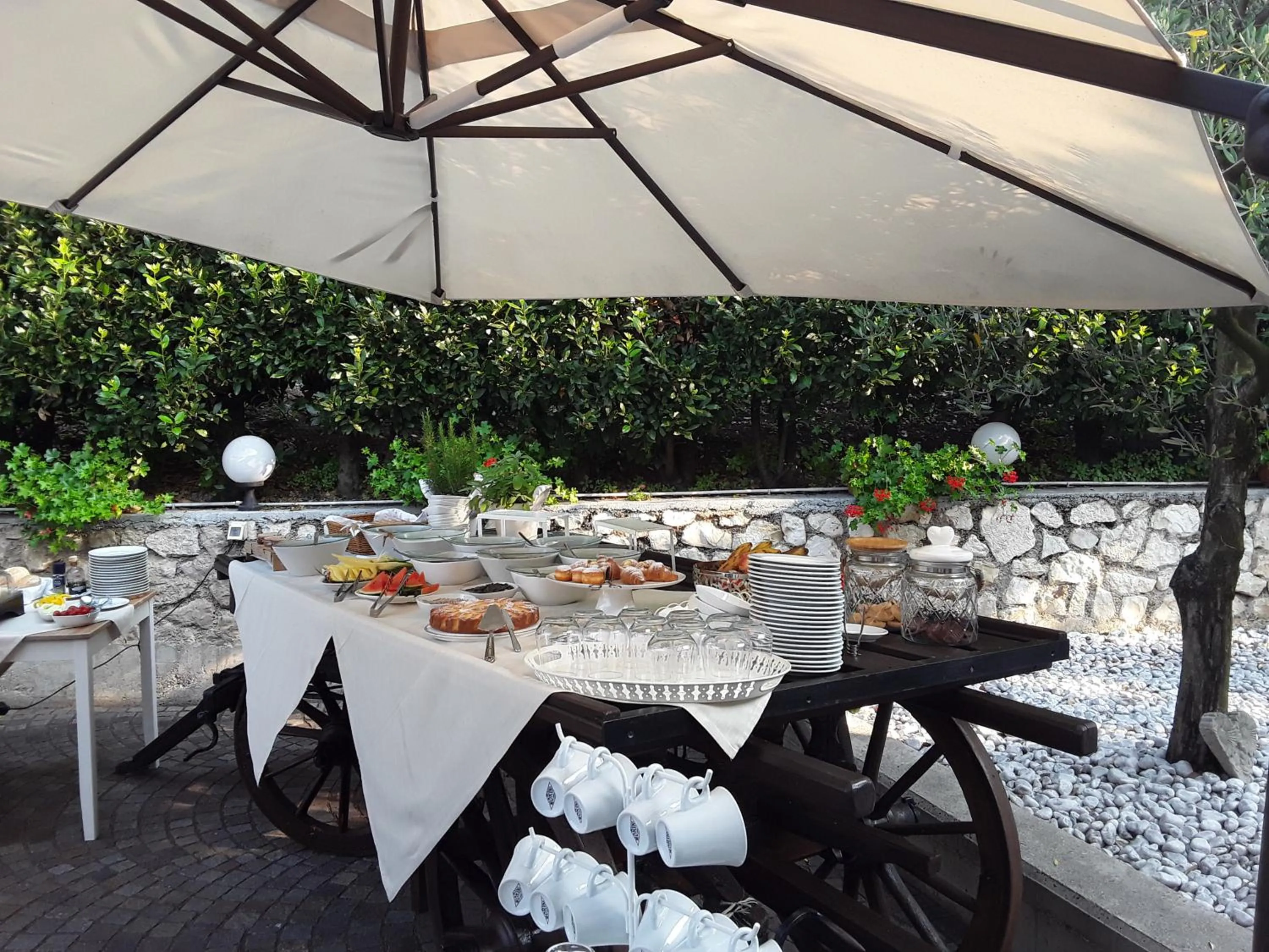 Breakfast in Villa degli Olivi Relais