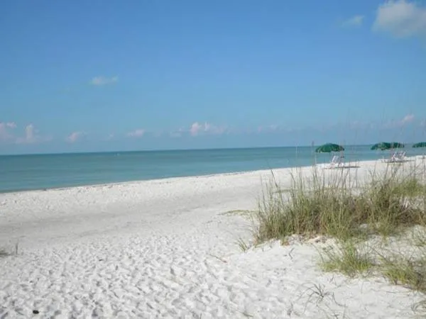 Beach in Casa Ybel Resort