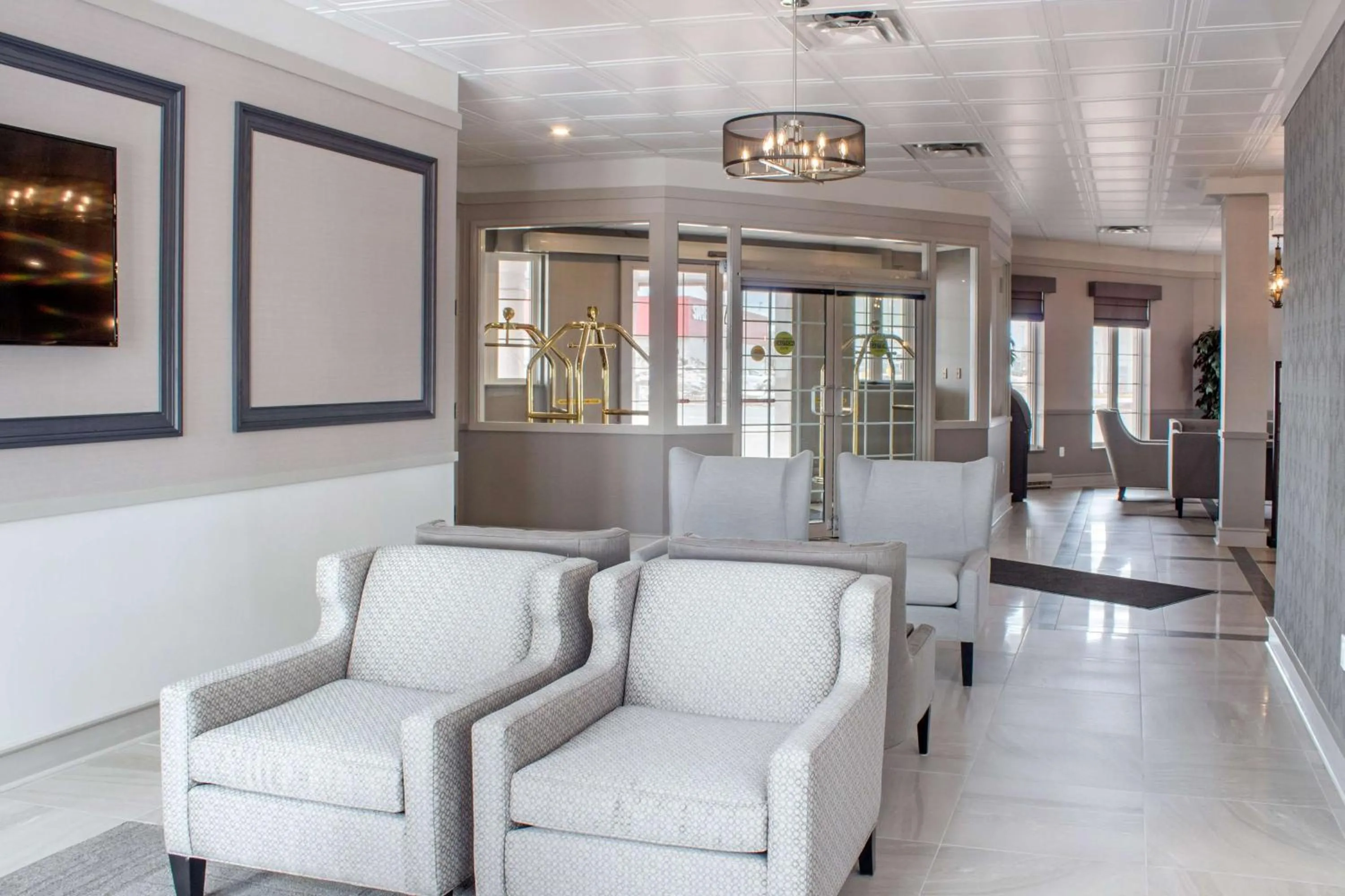 Lobby or reception in Chateau Moncton Trademark Collection by Wyndham