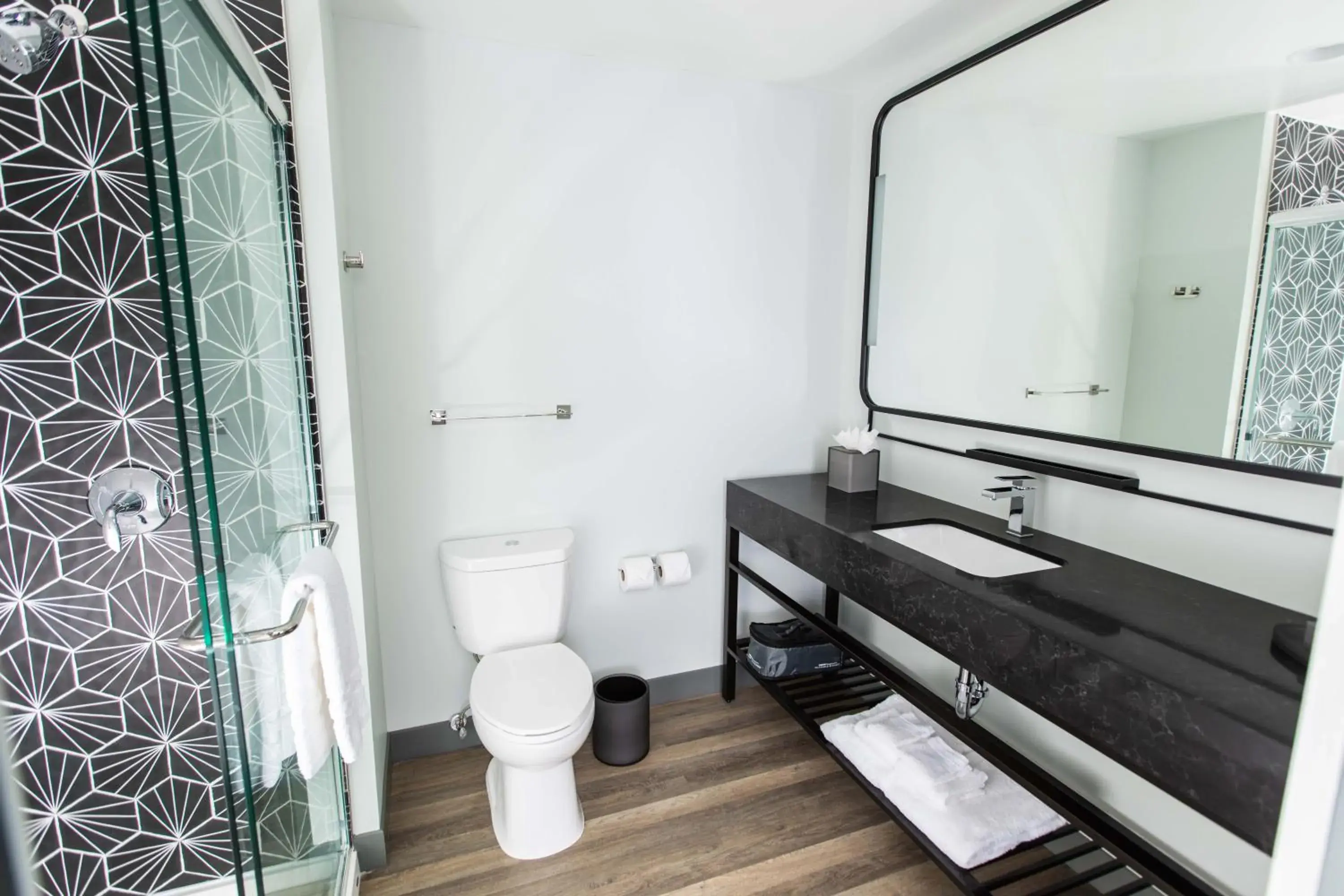 Family Suite with Two Queen Beds and Bunk Bed in voco The Darwin - Atlanta Midtown by IHG Family Suite with Two Queen Beds and Bunk Bed in voco The Darwin - Atlanta Midtown by IHG