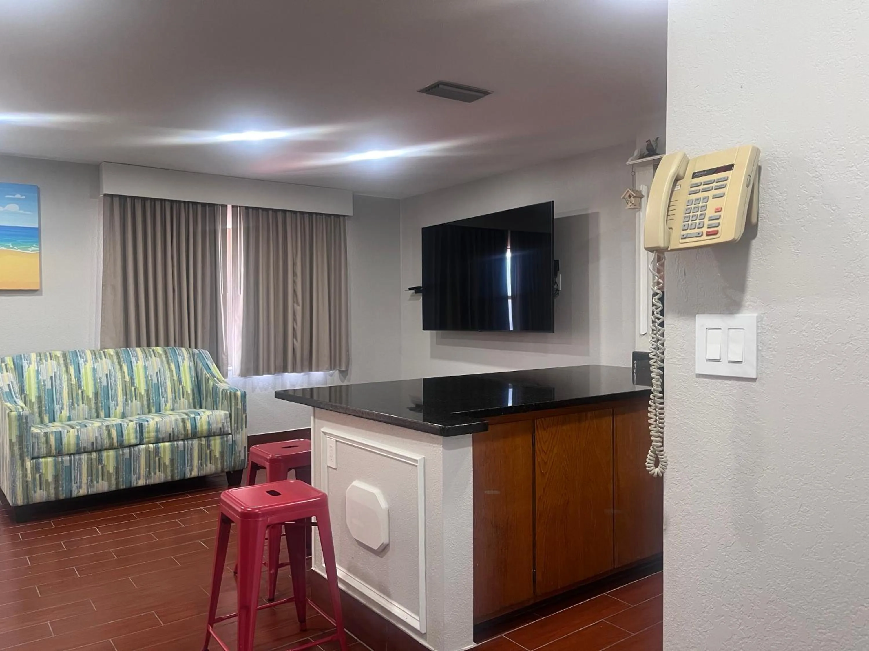 Living room in Travelodge by Wyndham Hotel & Cottages St Augustine - Historic