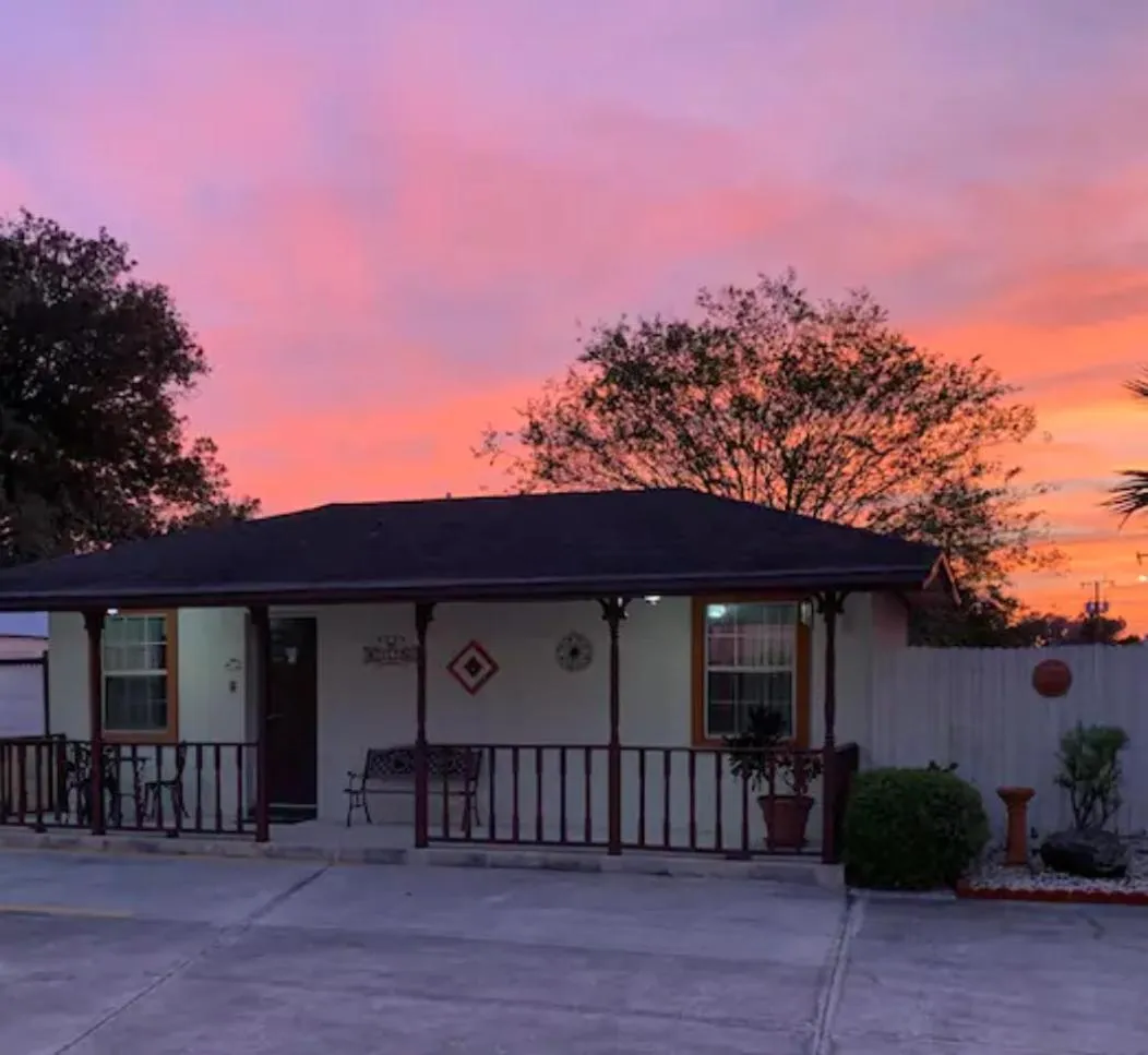 2 Double Beds, One Bedroom Cottage Suite, Non-Smoking in Travelodge by Wyndham Hotel & Cottages St Augustine - Historic