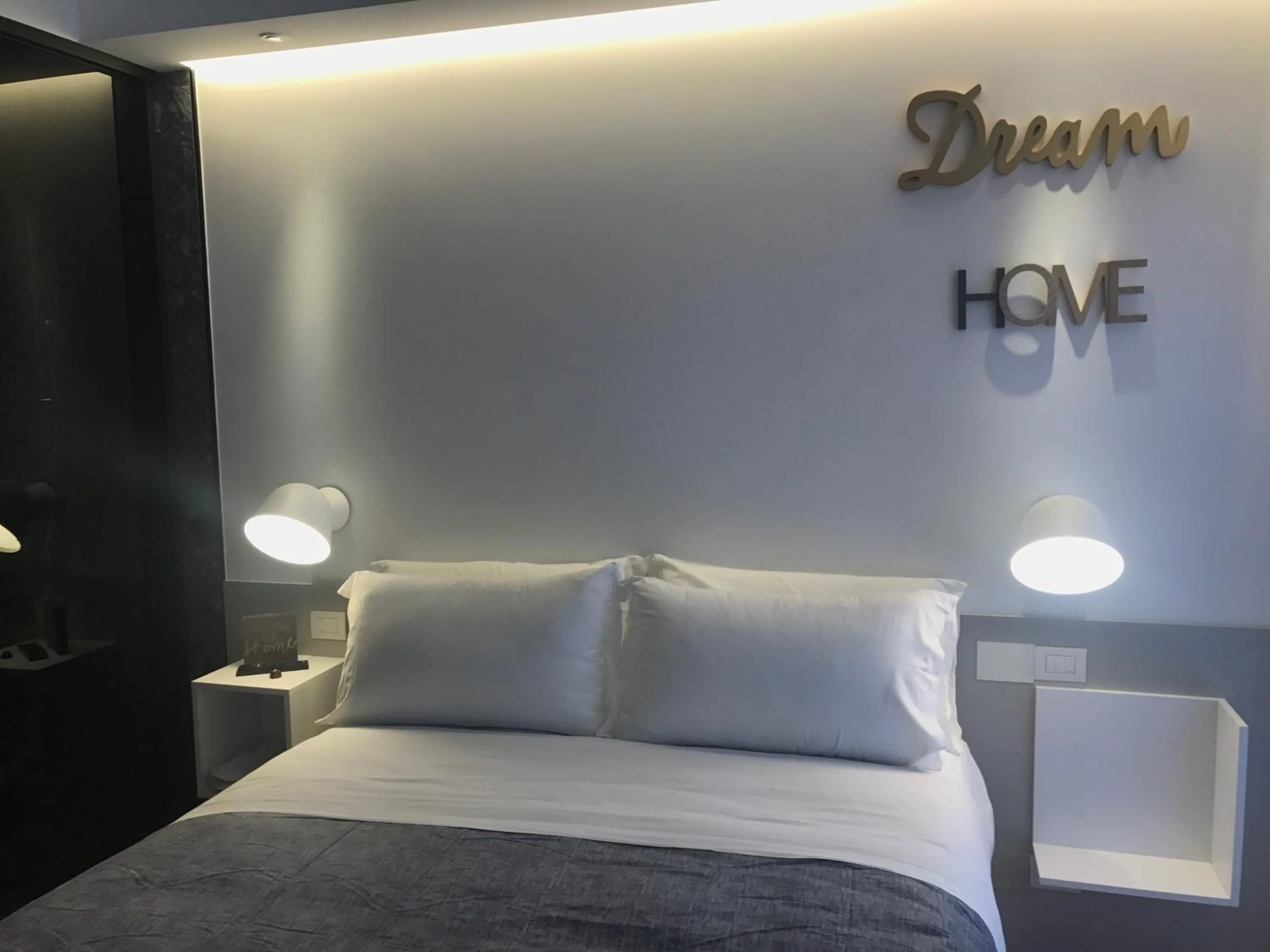 Bed in MYHOME 75 Premium Luxury B&B