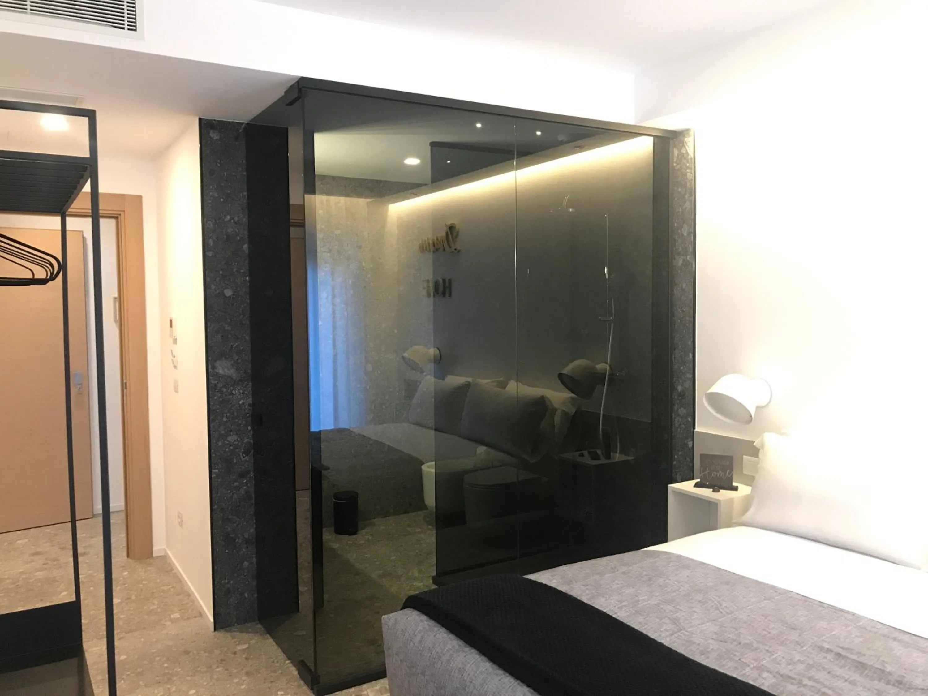 Bed in MYHOME 75 Premium Luxury B&B