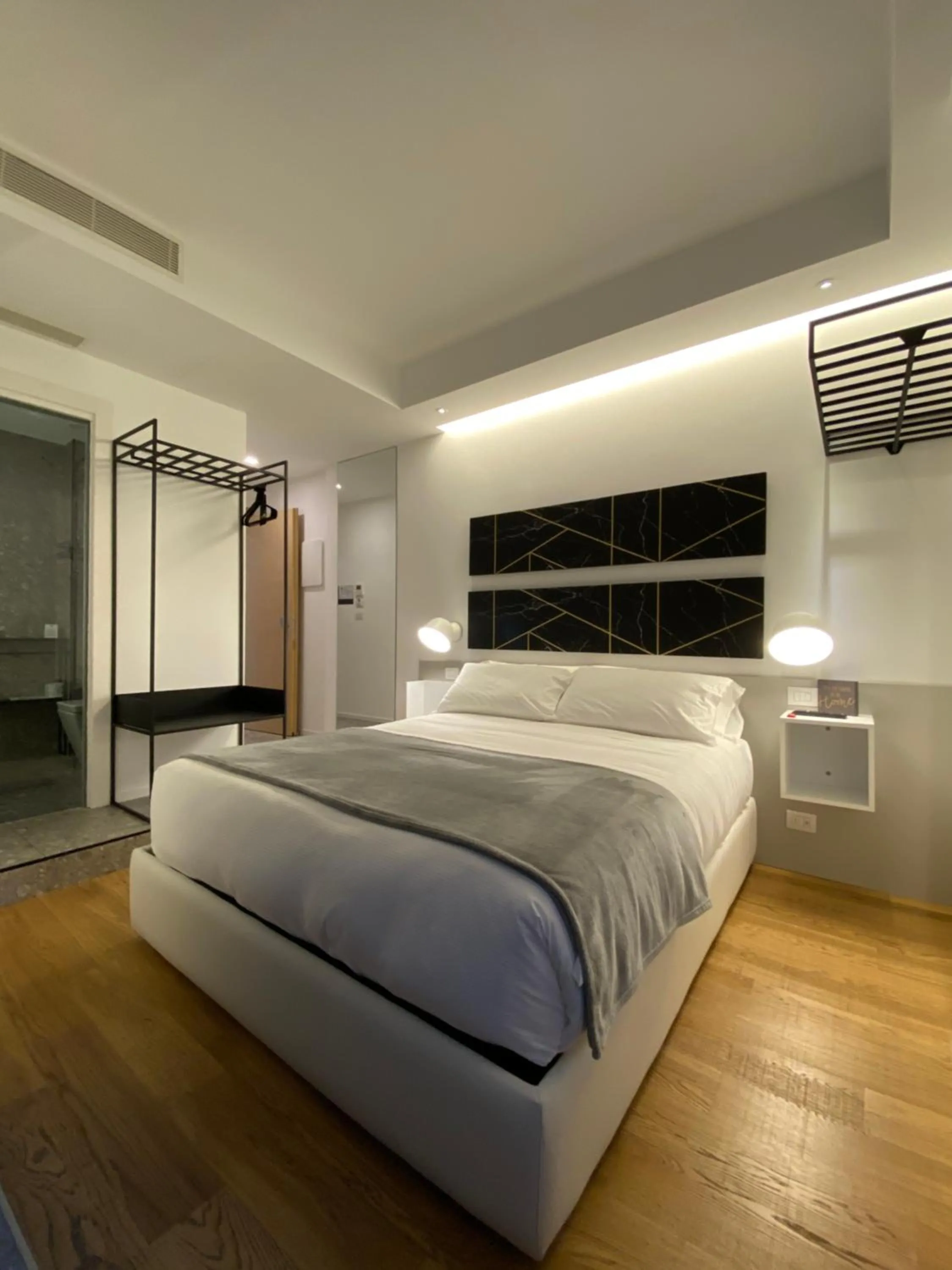 Bed in MYHOME 75 Premium Luxury B&B