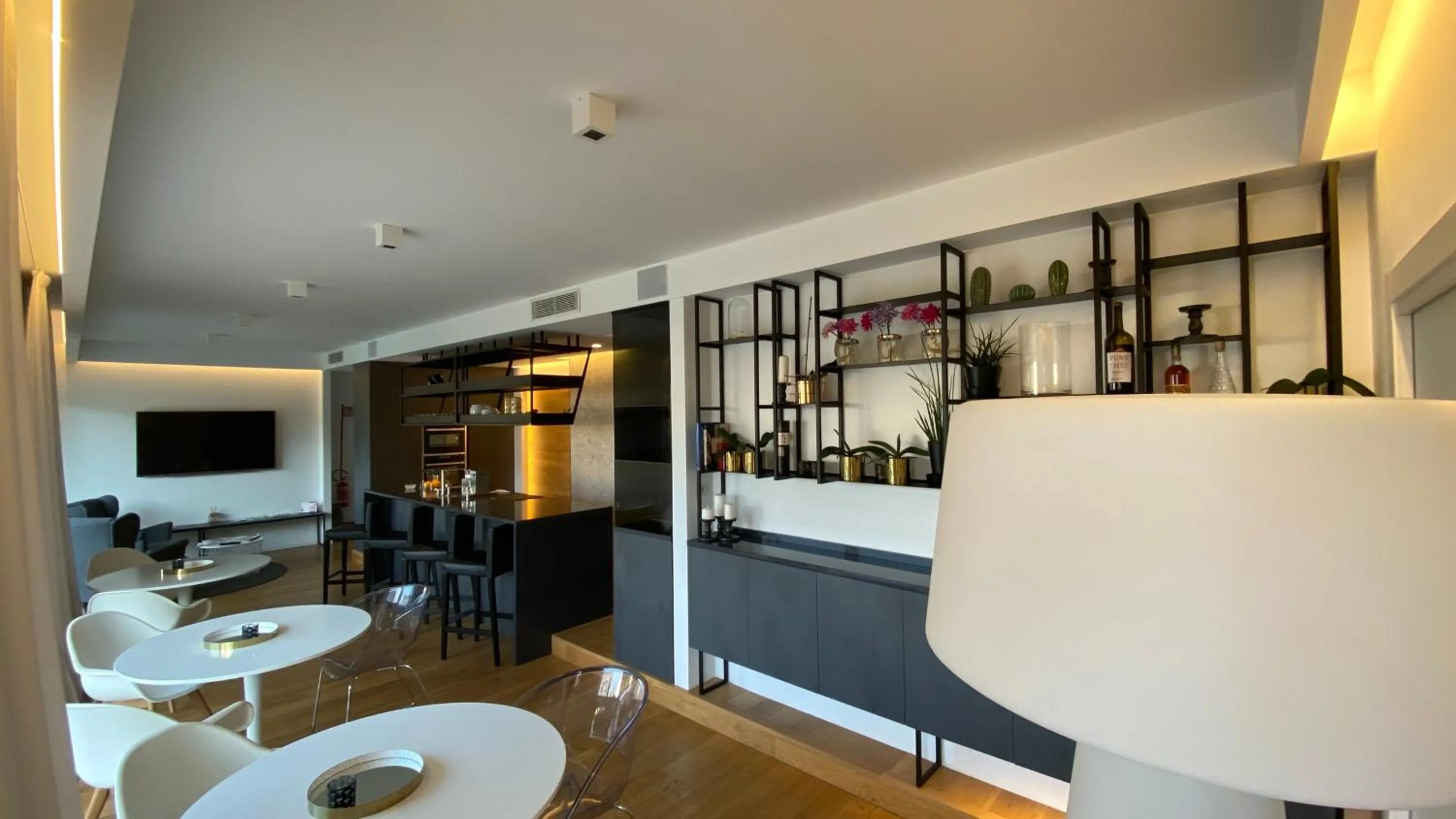 MYHOME 75 Premium Luxury B&B