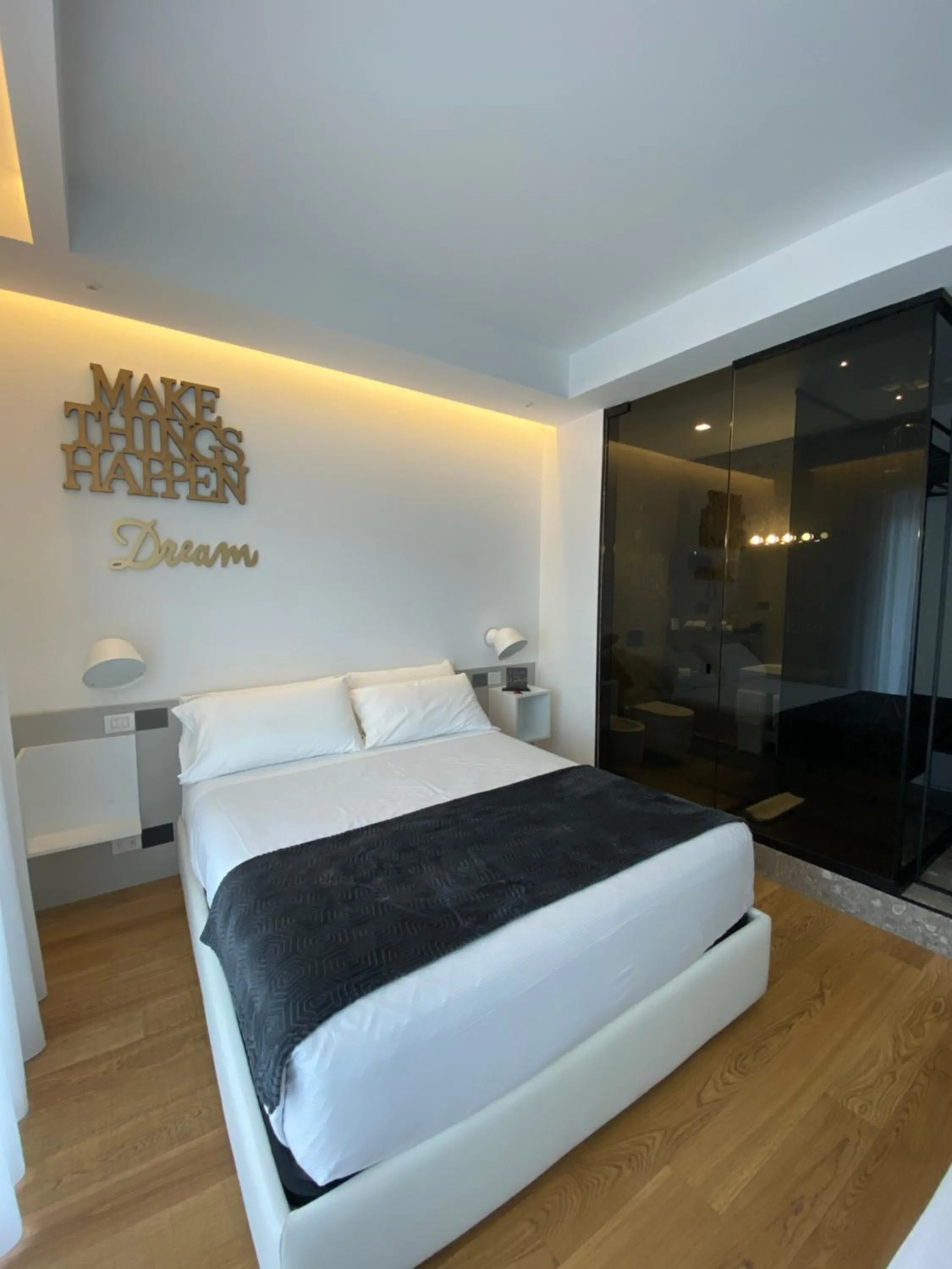 Bed in MYHOME 75 Premium Luxury B&B