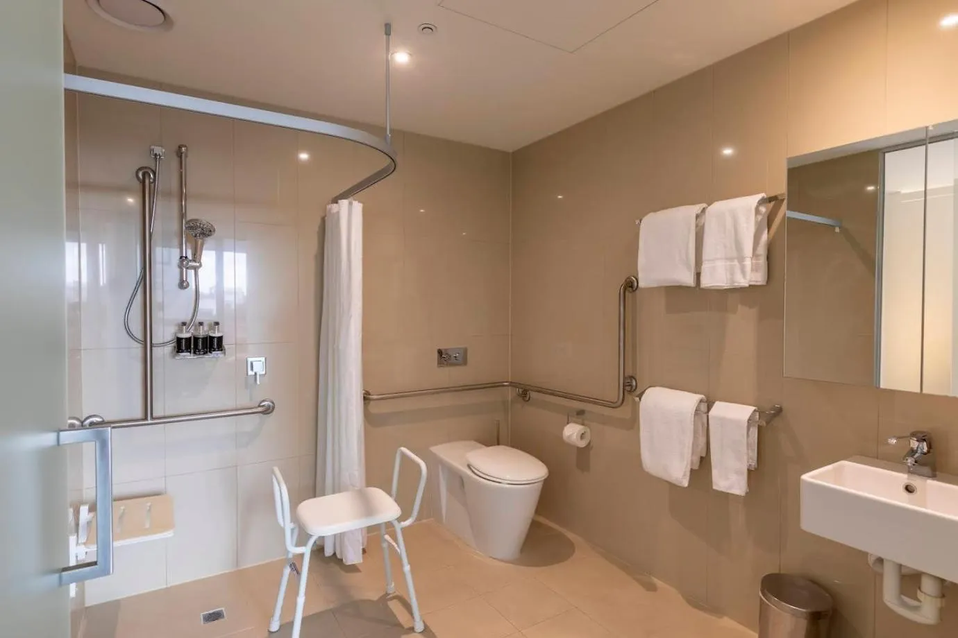 Corporate Living Accommodation Hawthorn