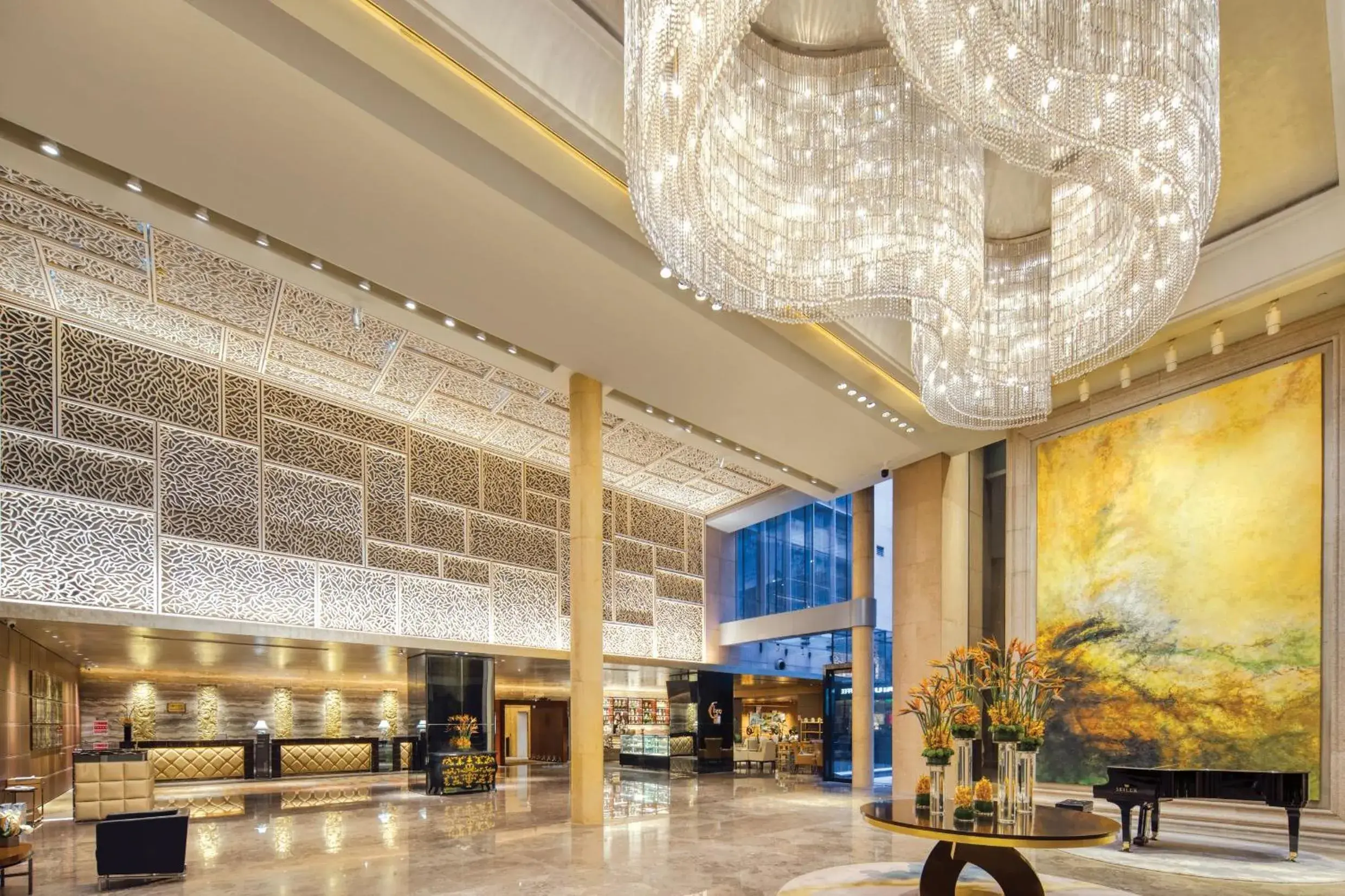 Property building in Crowne Plaza Beijing Chaoyang U-Town by IHG - within 30 minutes to Forbidden City by metro Property building in Crowne Plaza Beijing Chaoyang U-Town by IHG - within 30 minutes to Forbidden City by metro