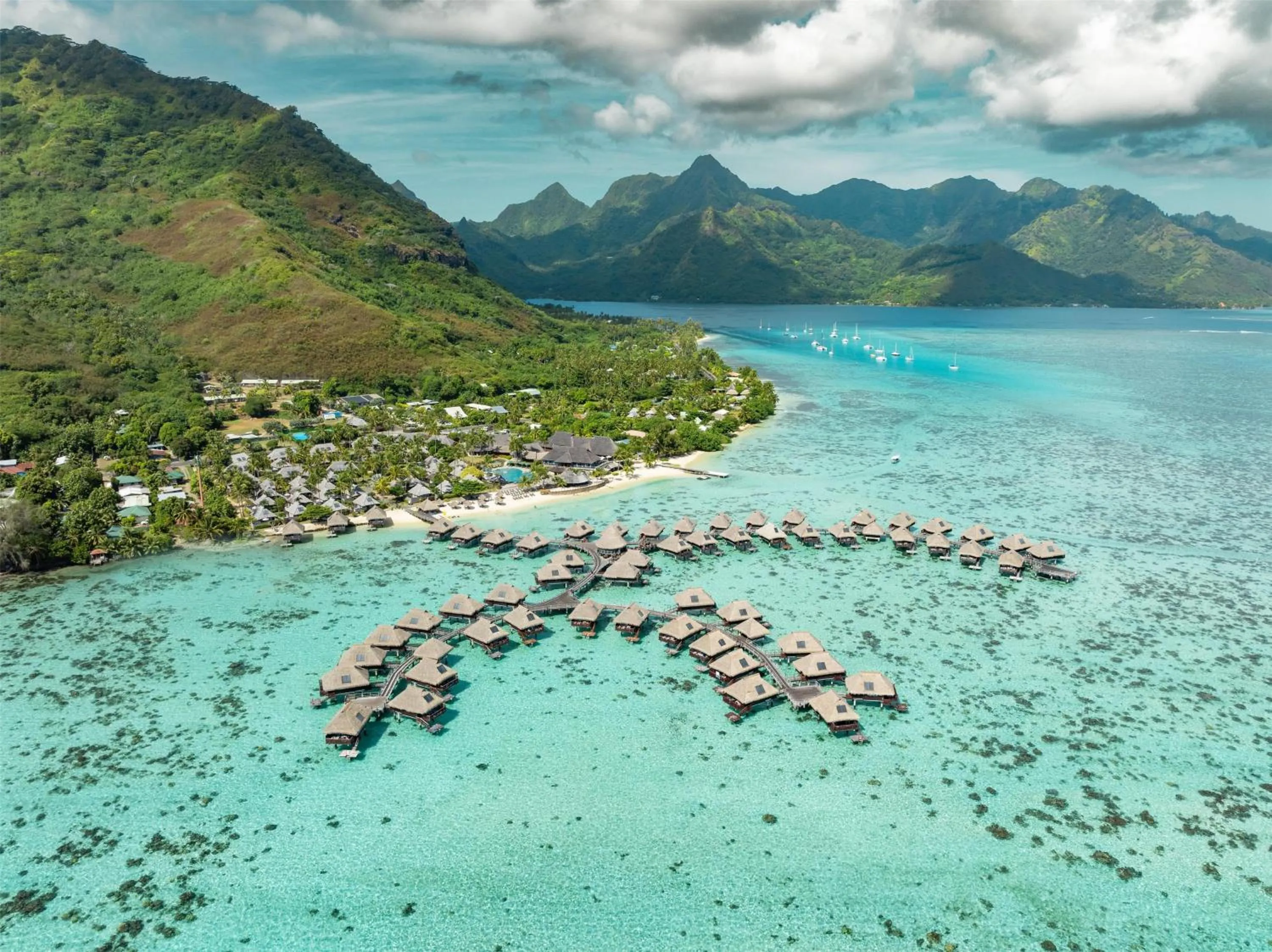 Property building in Hilton Moorea Lagoon Resort & Spa