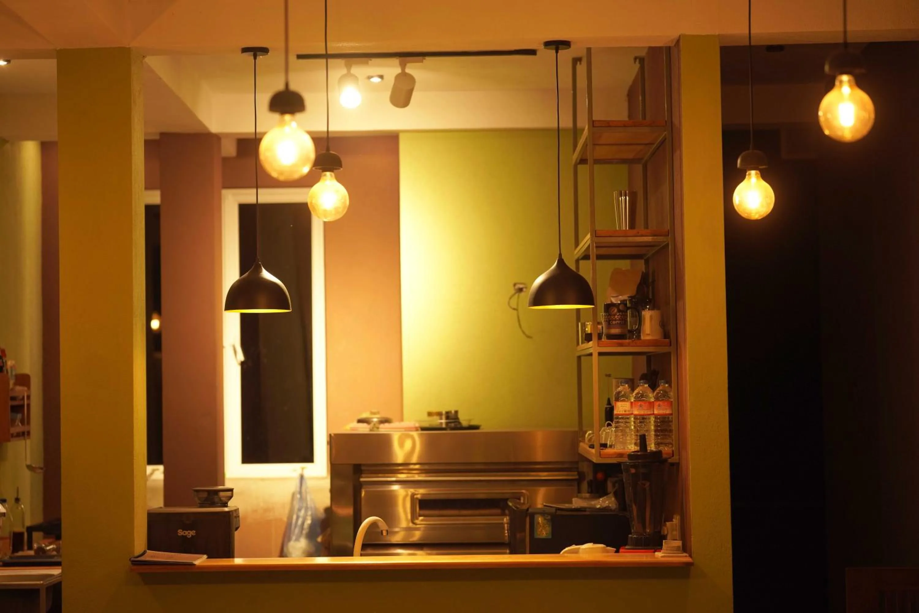 Restaurant/places to eat in Temple Tree