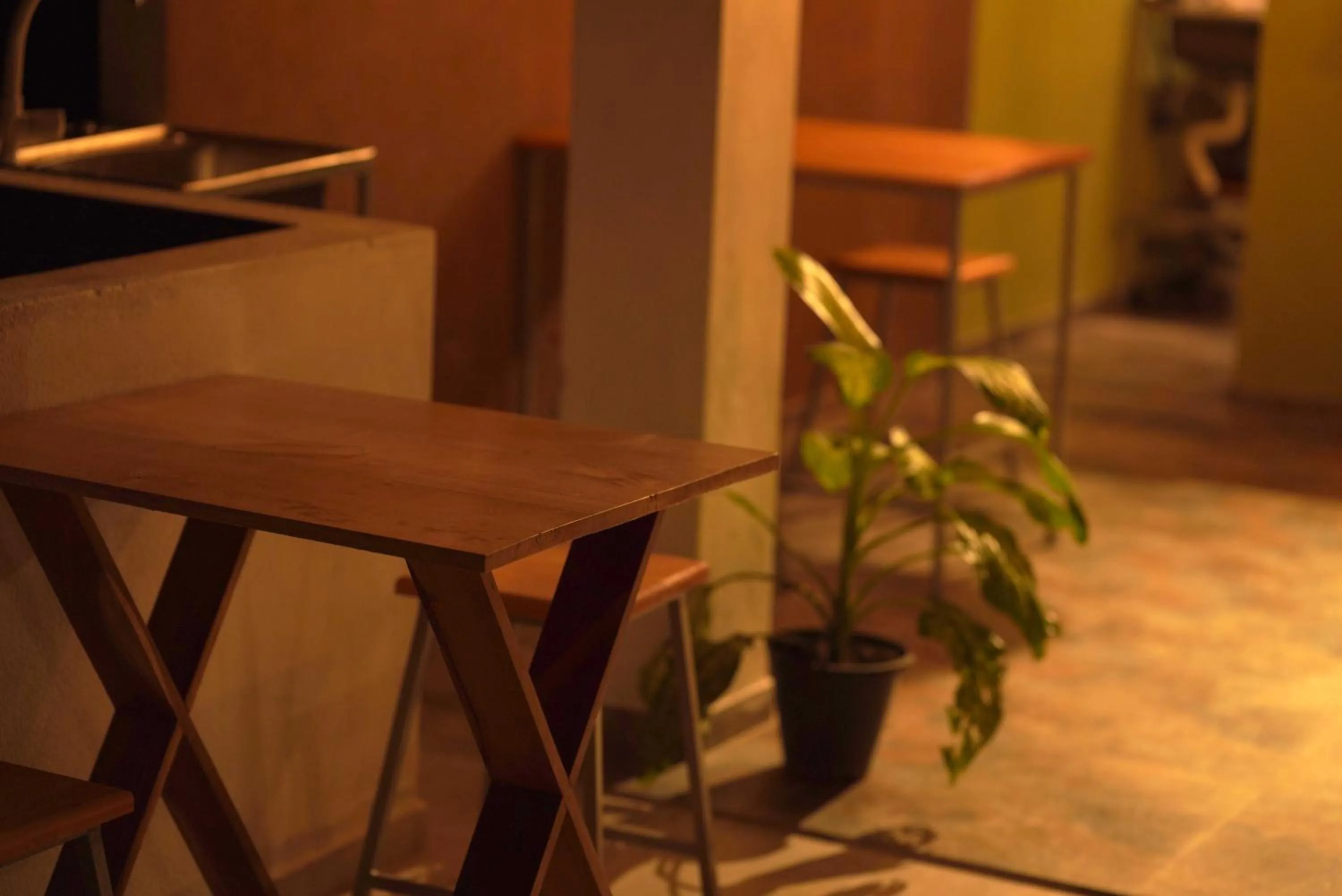 Restaurant/places to eat in Temple Tree