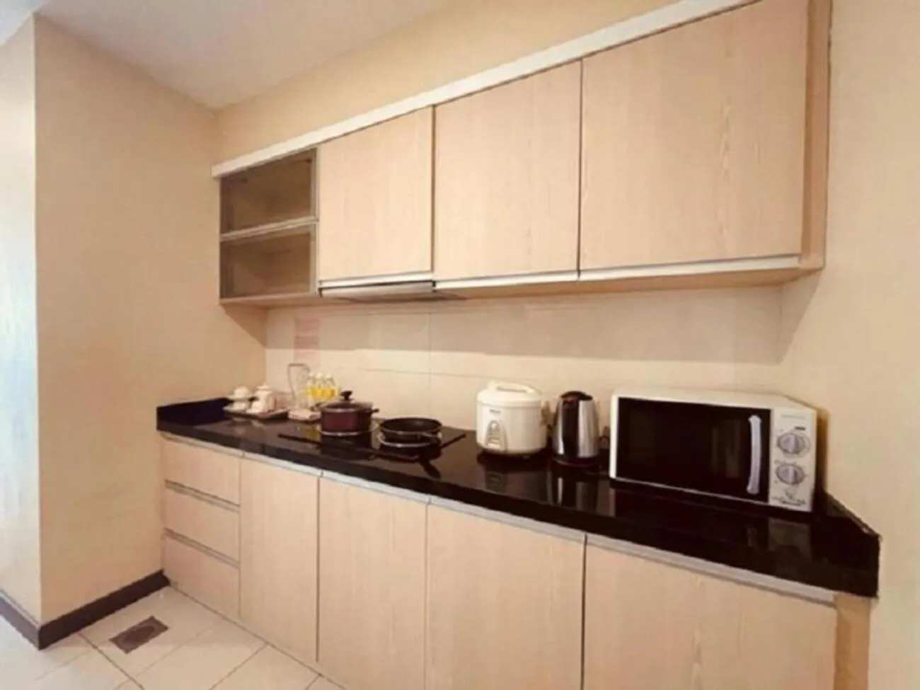 Kitchen or kitchenette in Blanco Apartment Hotel