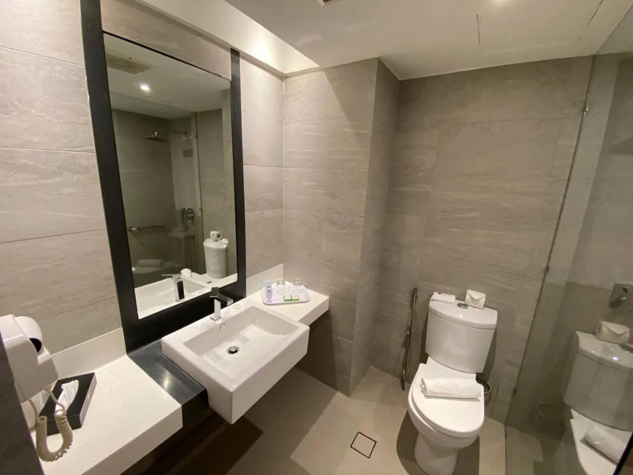 Bathroom in Hotel Maluri