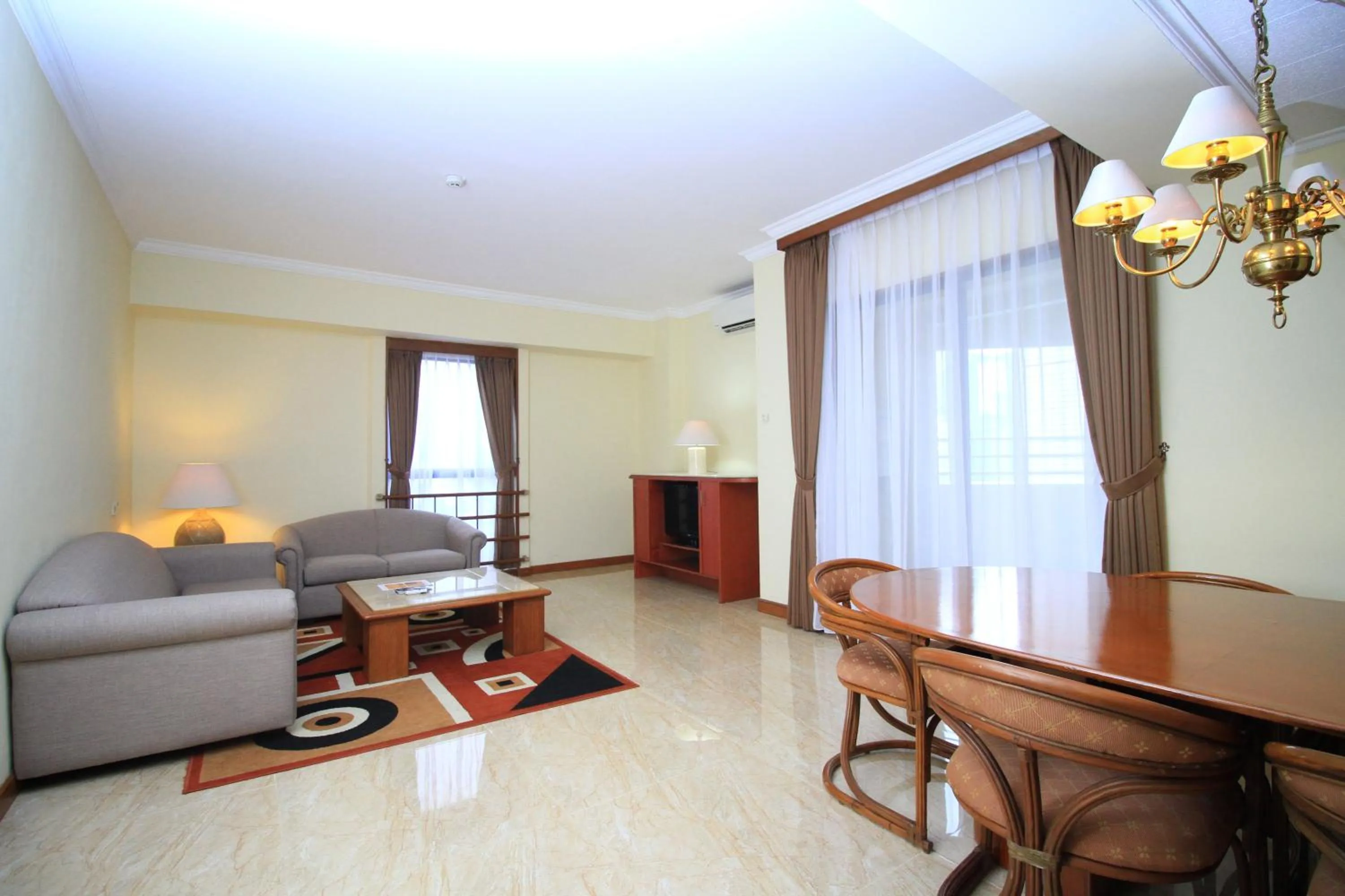 Living room in The Sultan Hotel & Residence Jakarta