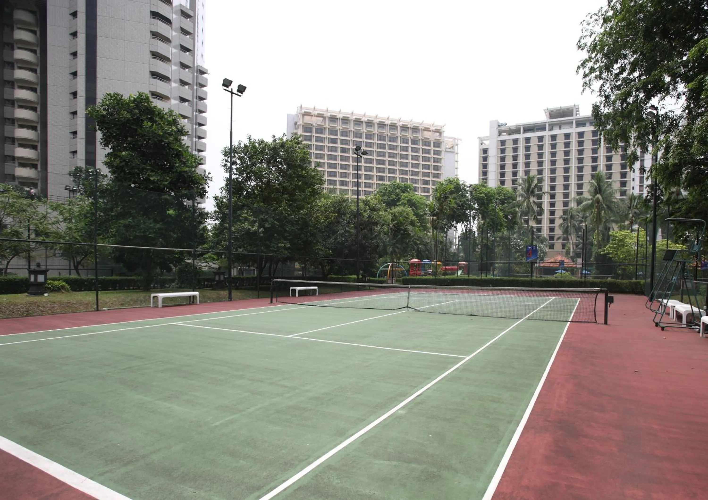 Tennis court in The Sultan Hotel & Residence Jakarta