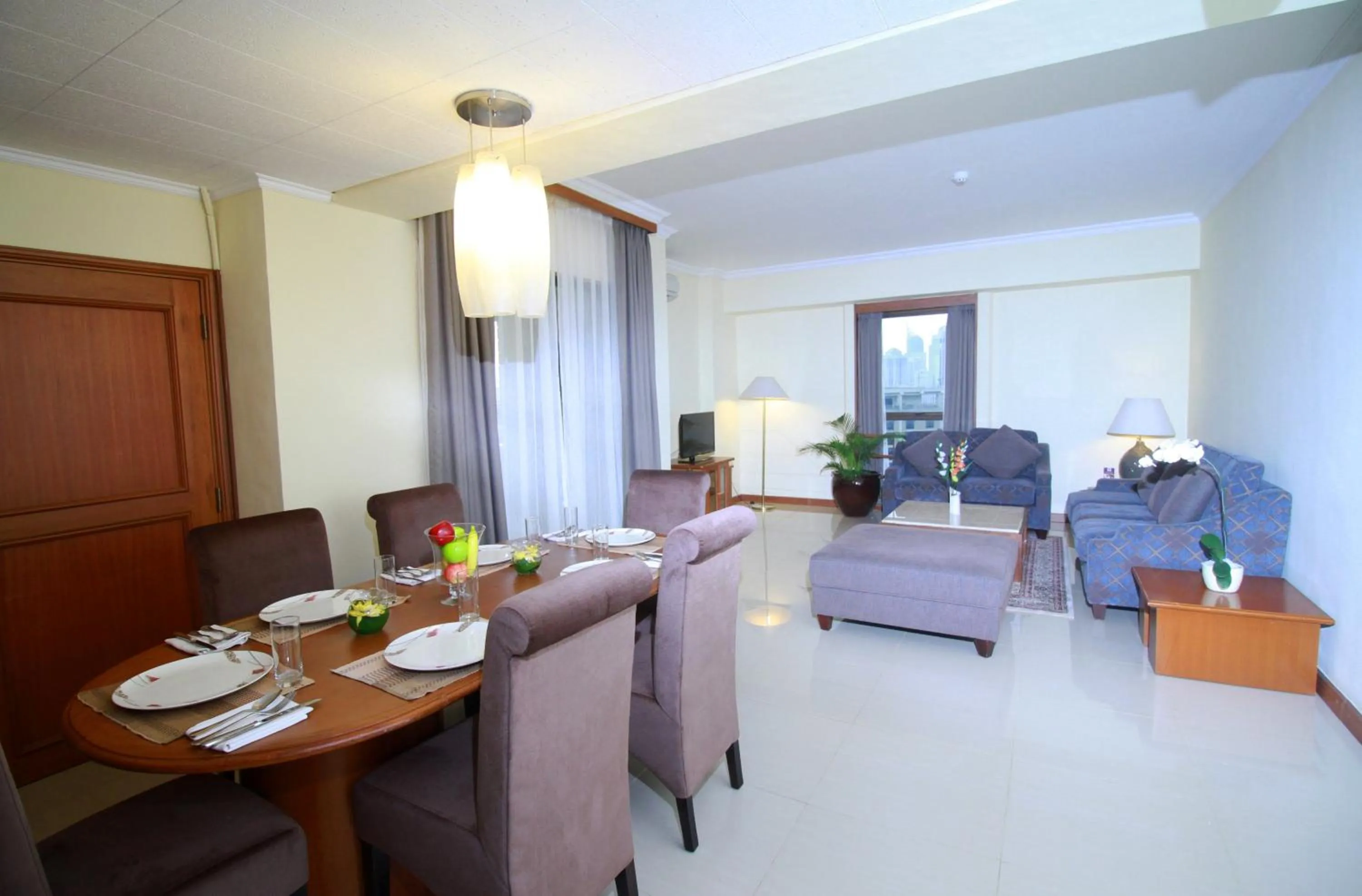Dining area in The Sultan Hotel & Residence Jakarta