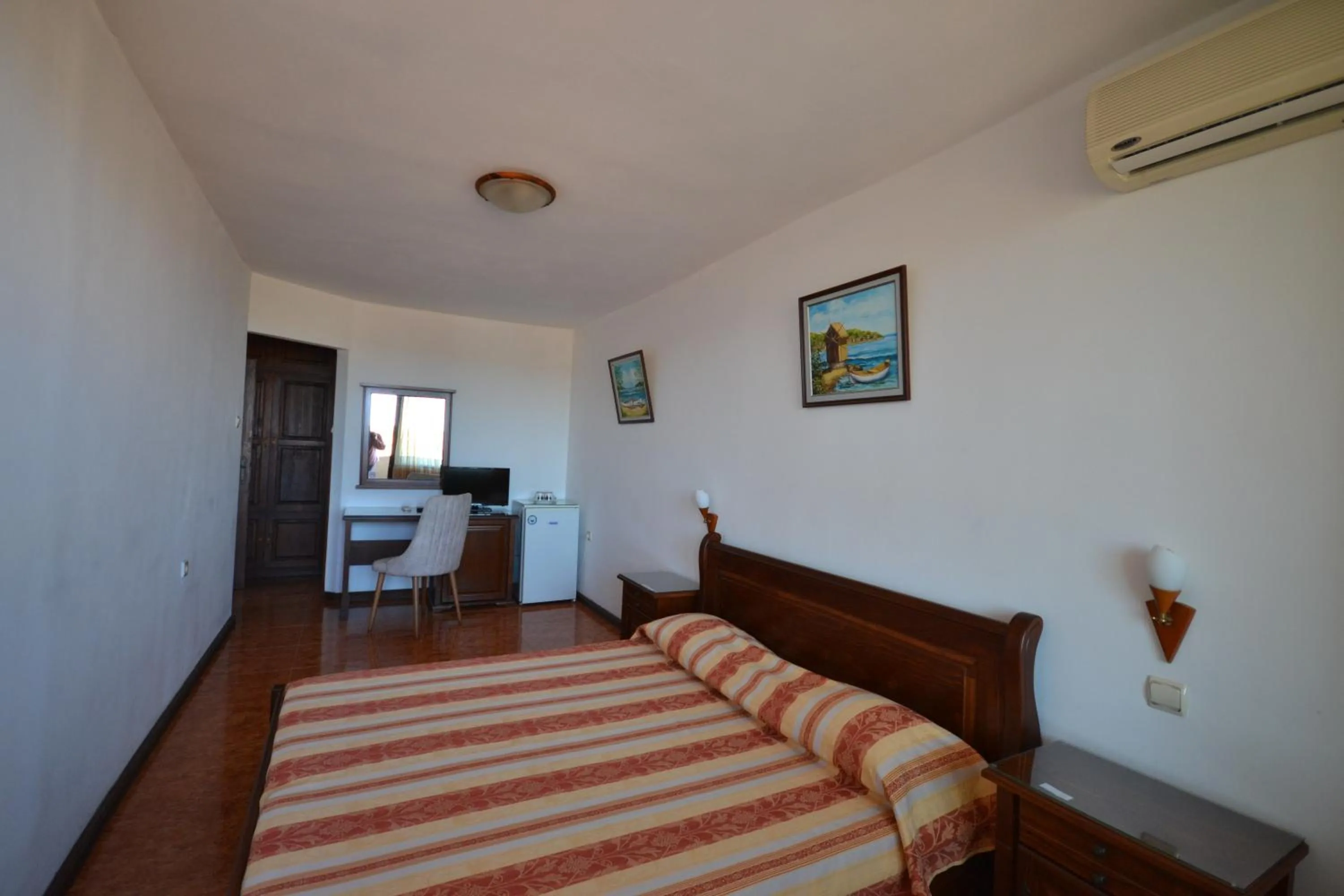 Bed in More Family Hotel