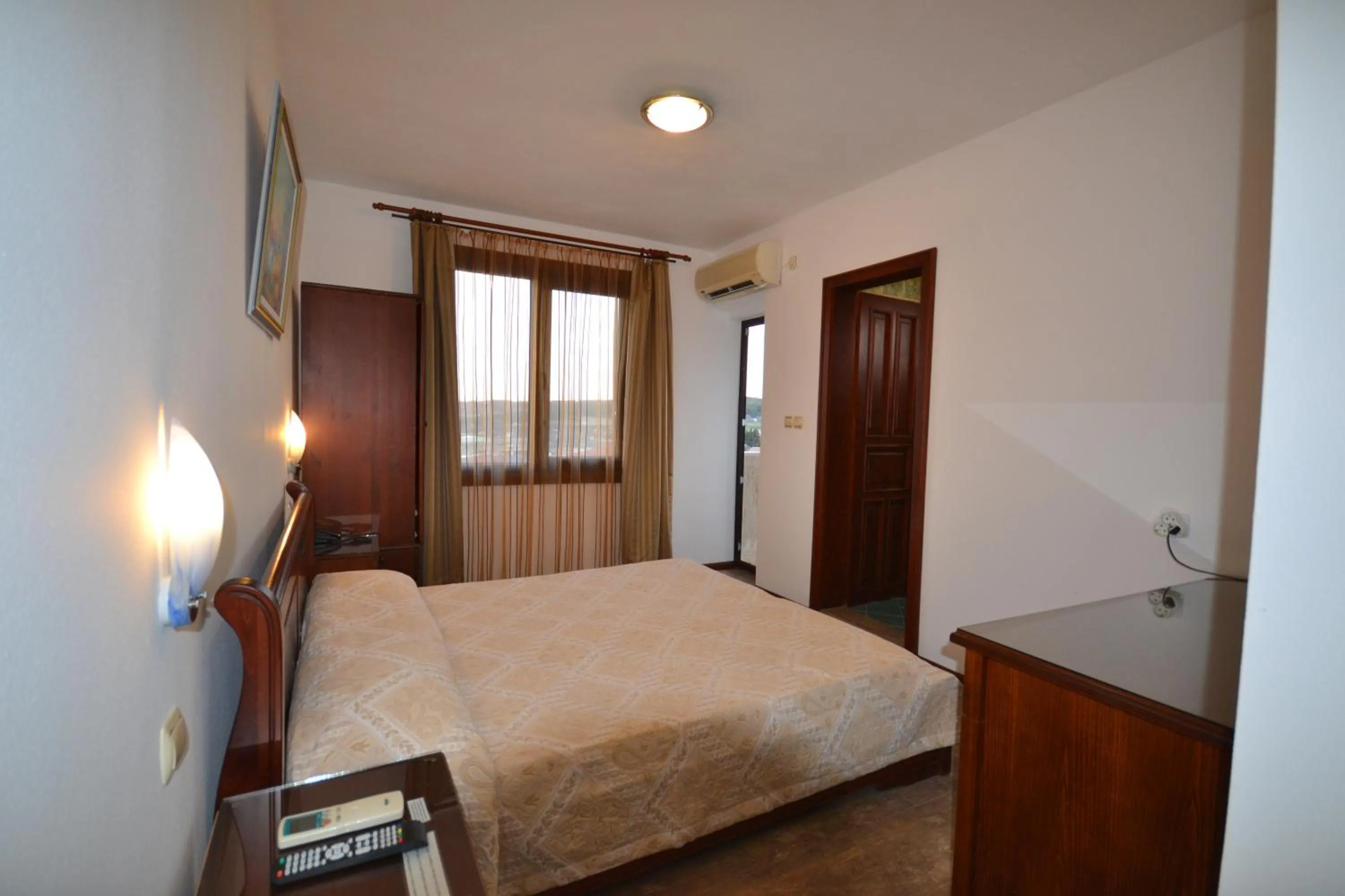Photo of the whole room, Bed in More Family Hotel